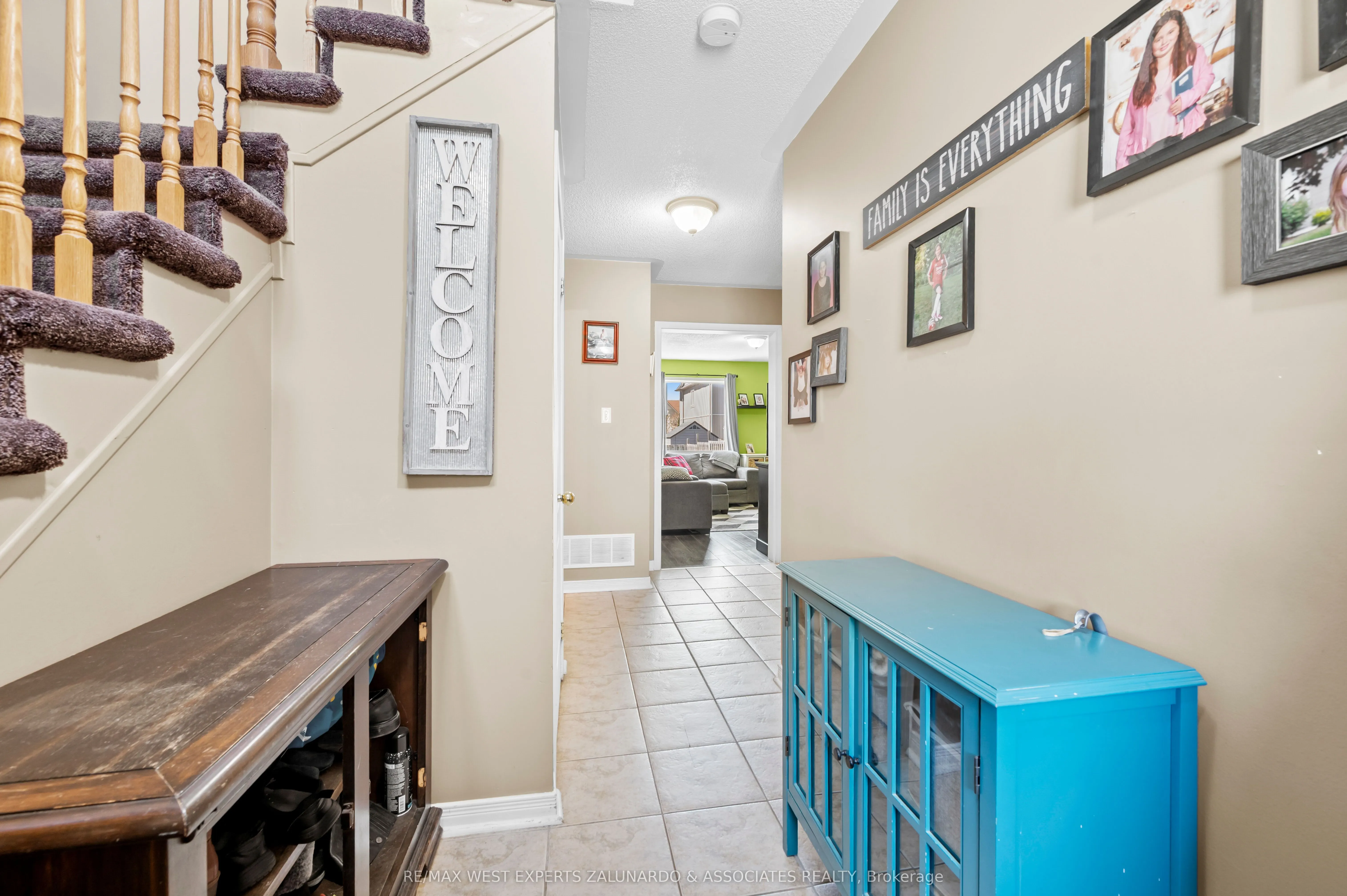 156 Stonemount Crescent