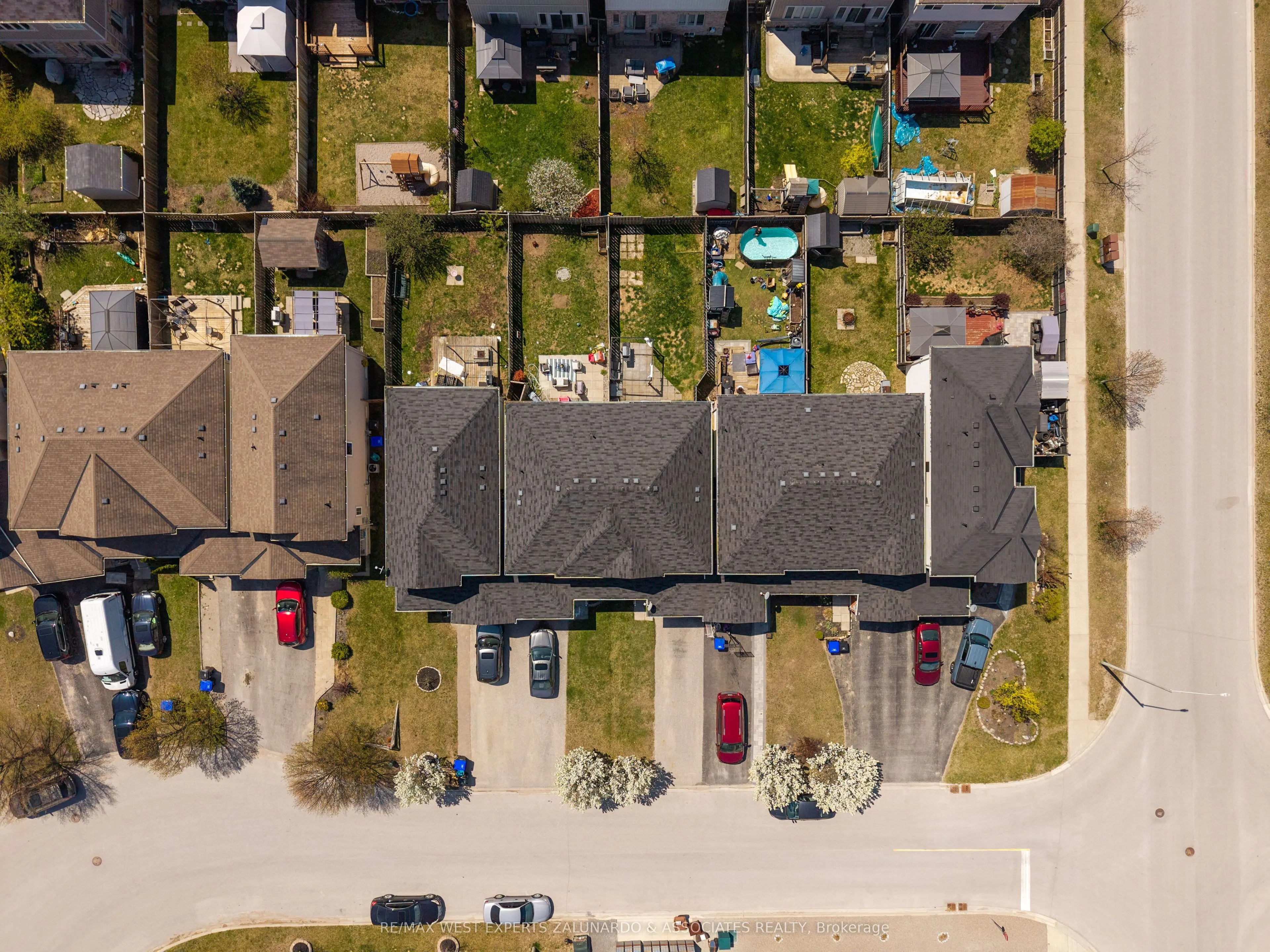 156 Stonemount Crescent