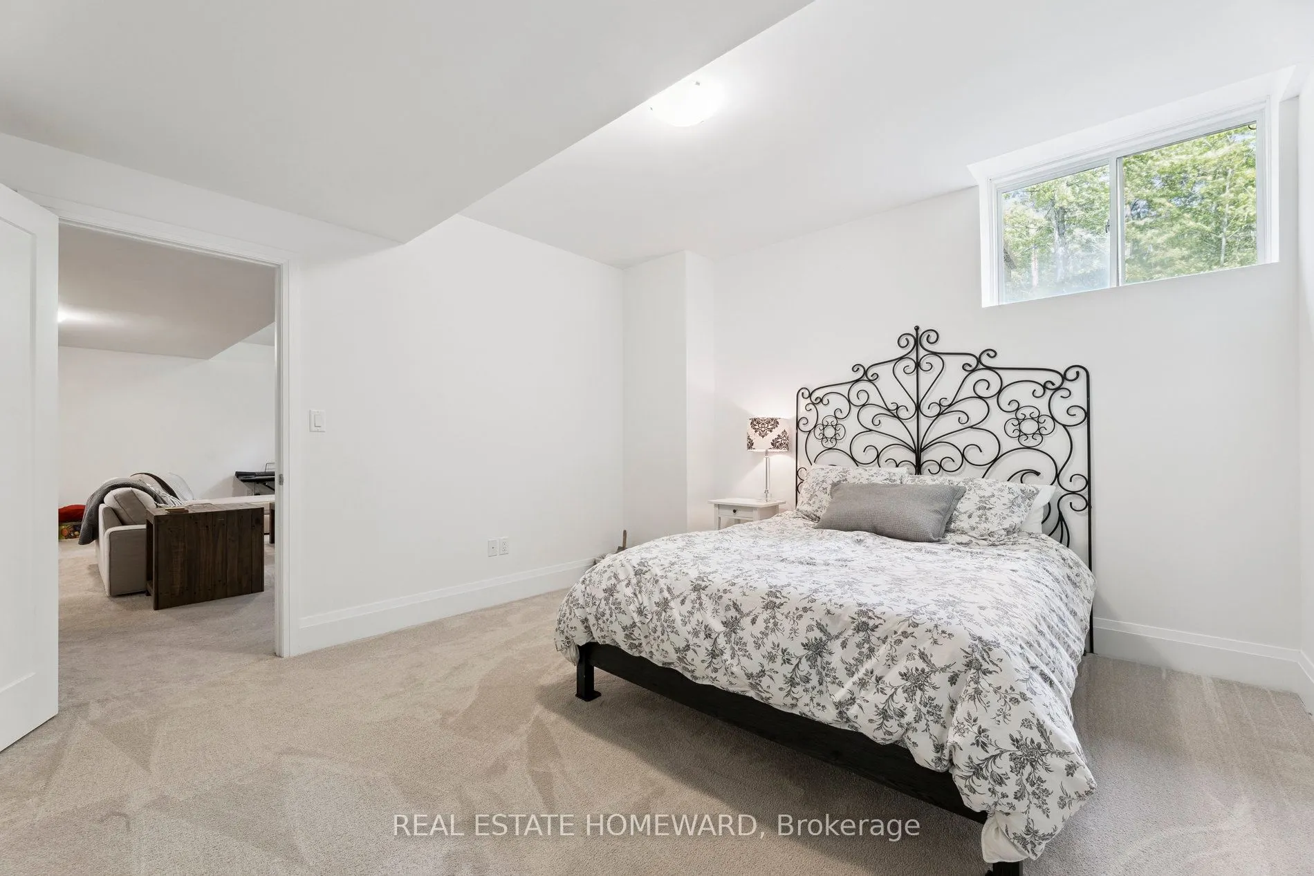 11 Lois Torrance Trail