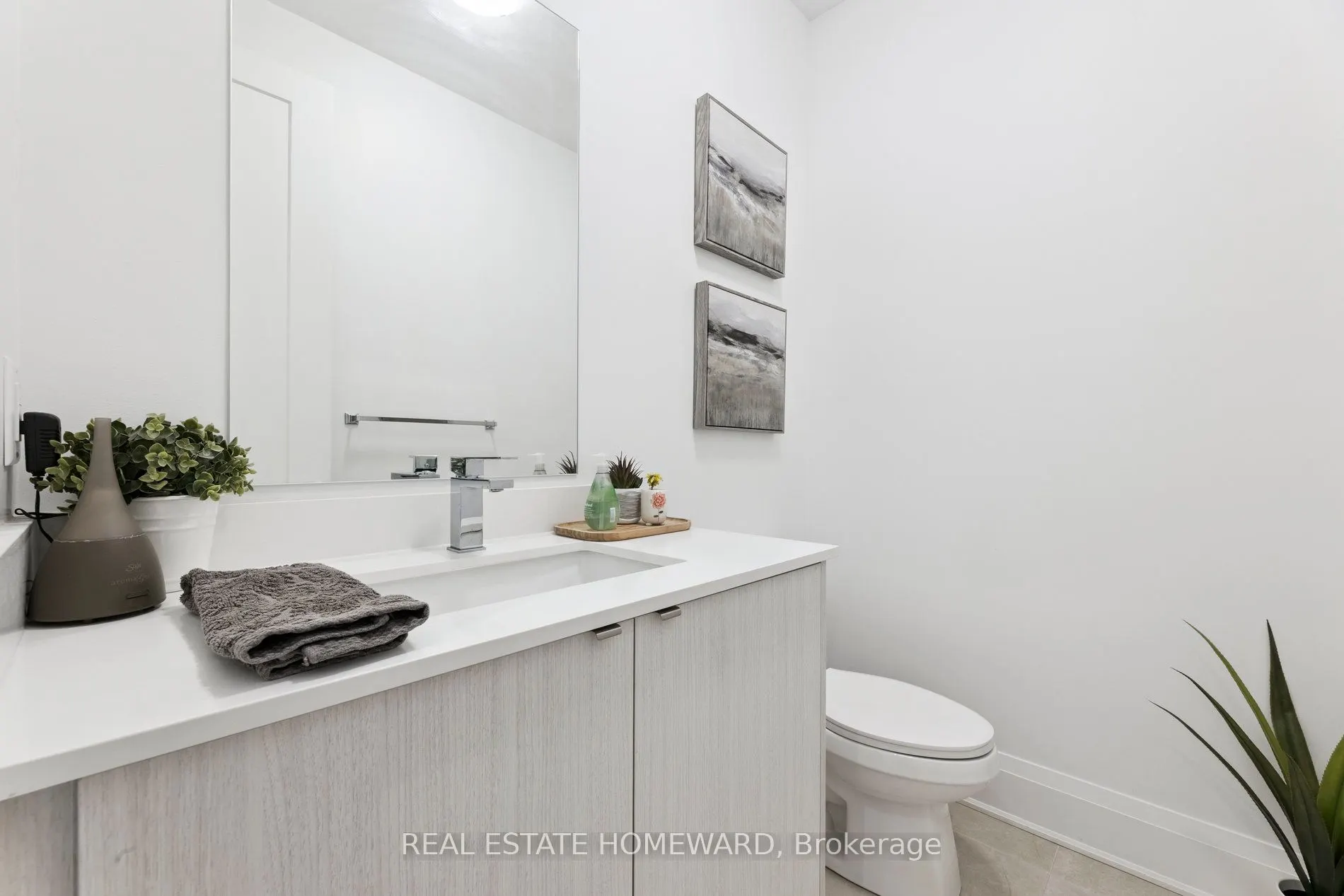 11 Lois Torrance Trail