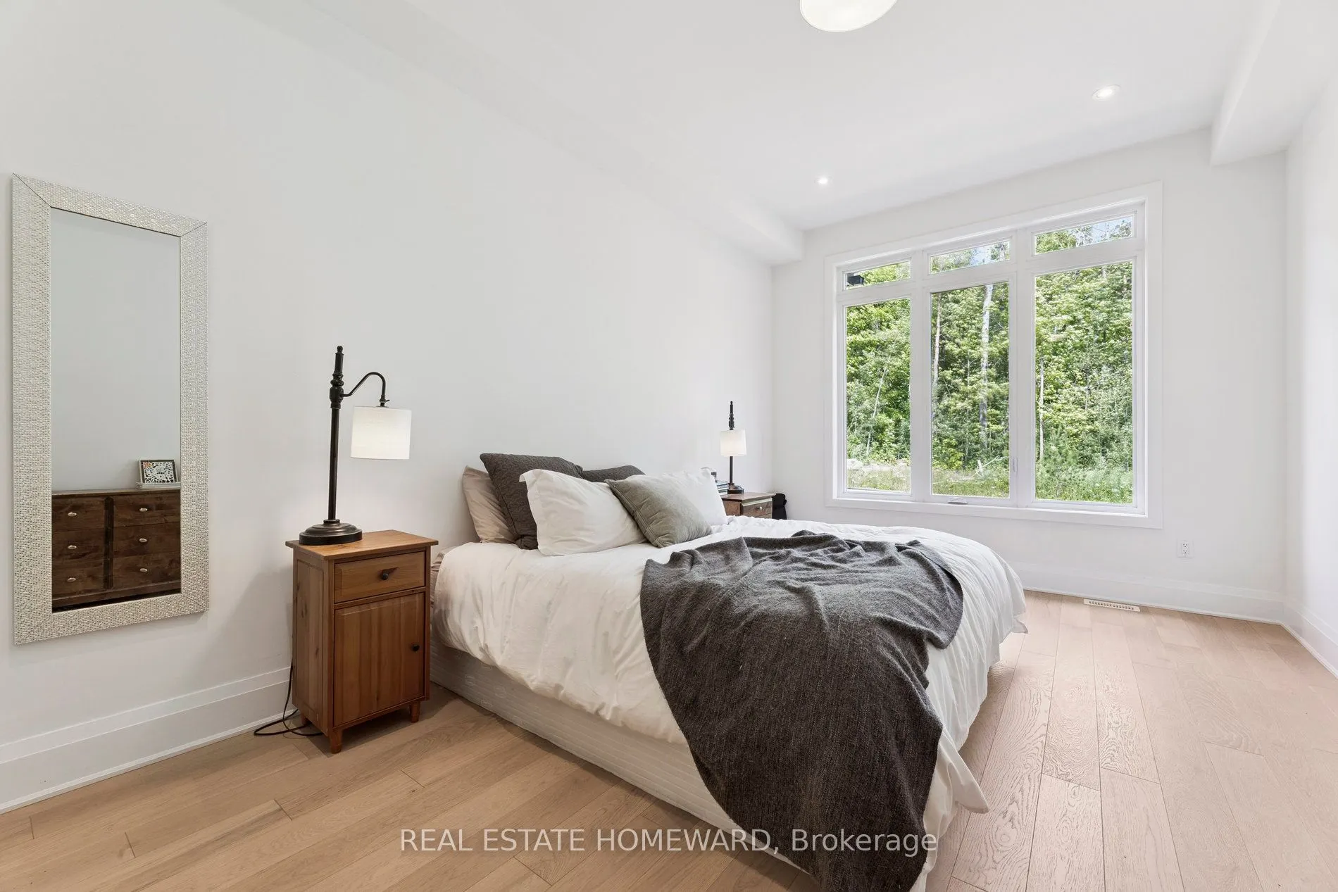 11 Lois Torrance Trail