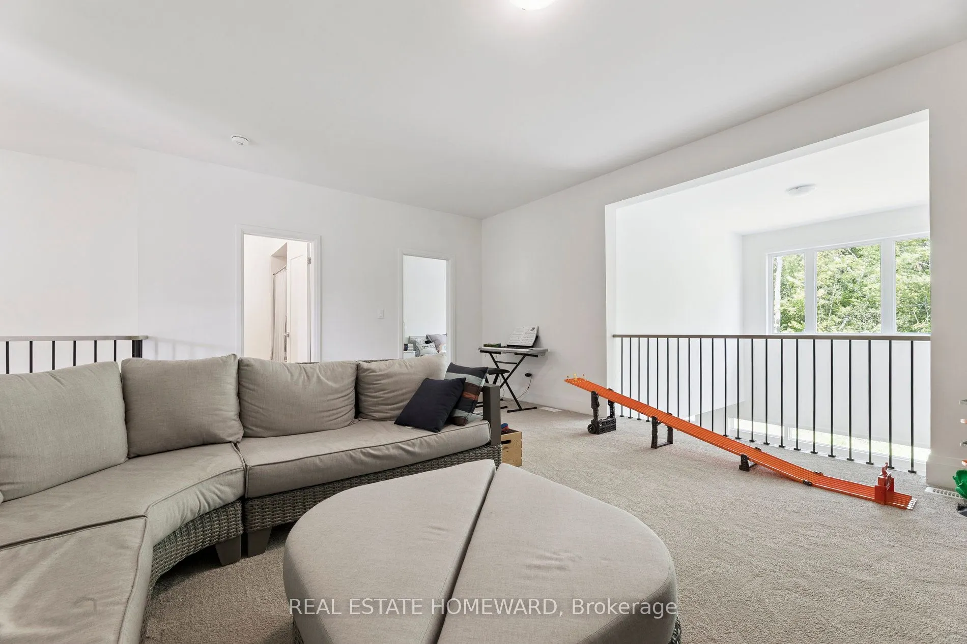 11 Lois Torrance Trail