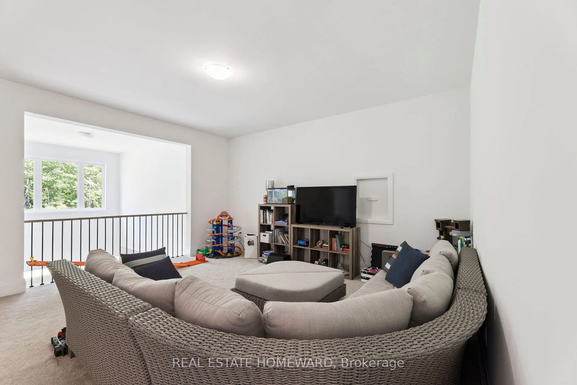 11 Lois Torrance Trail