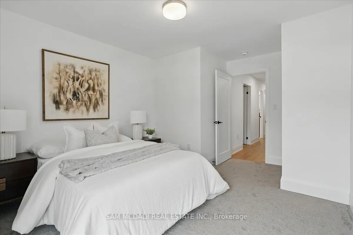 33 Burleigh Mews