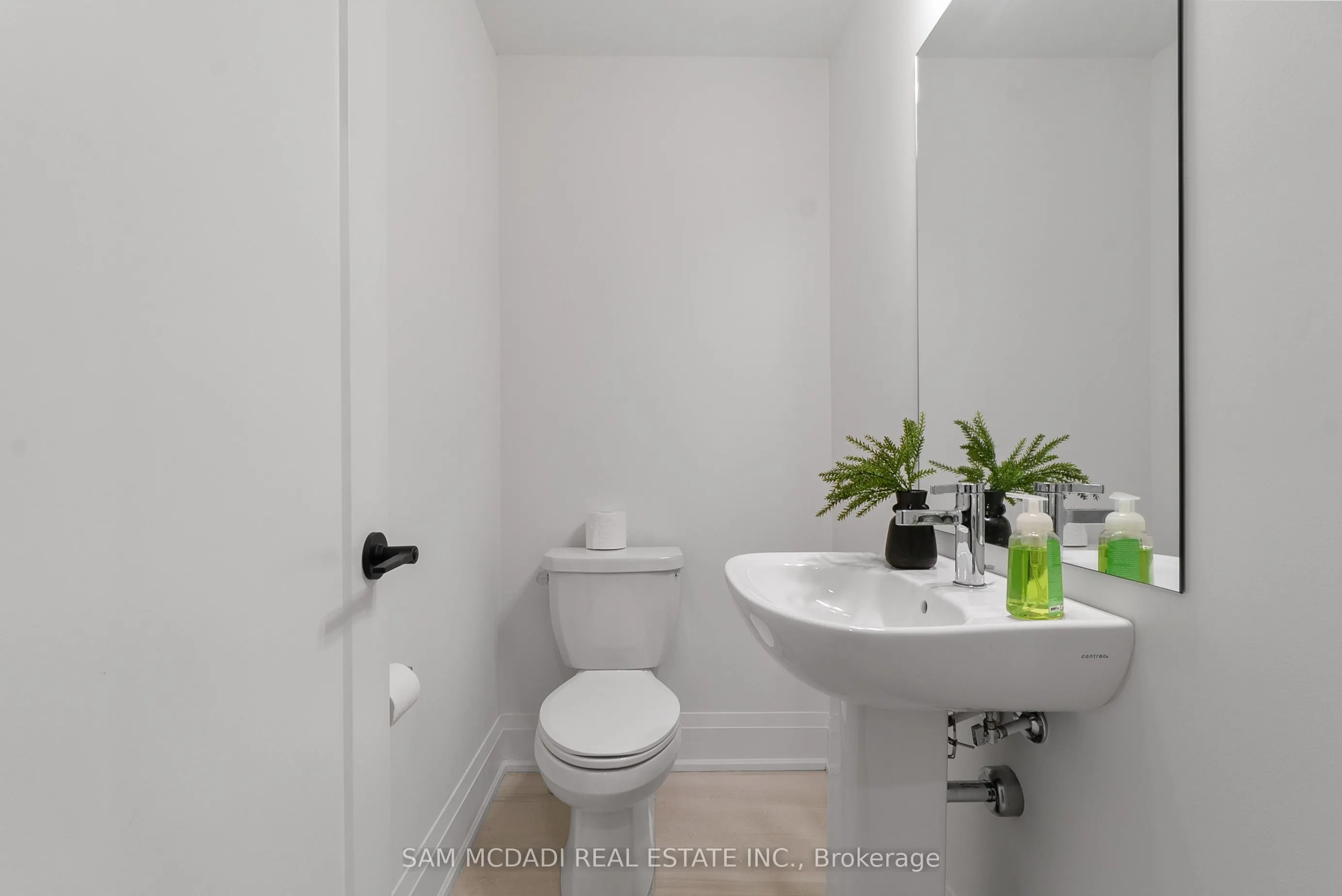 33 Burleigh Mews