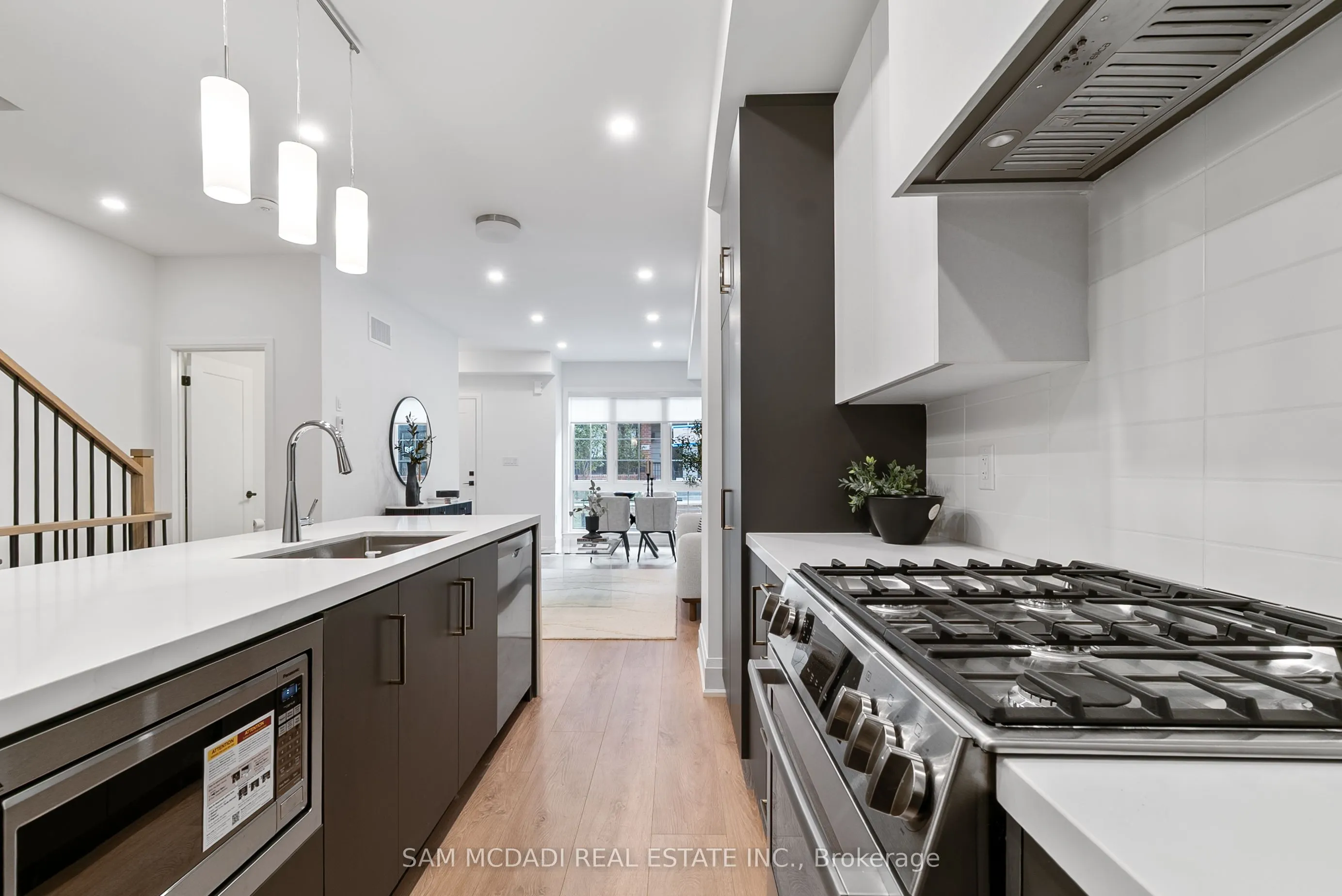 33 Burleigh Mews