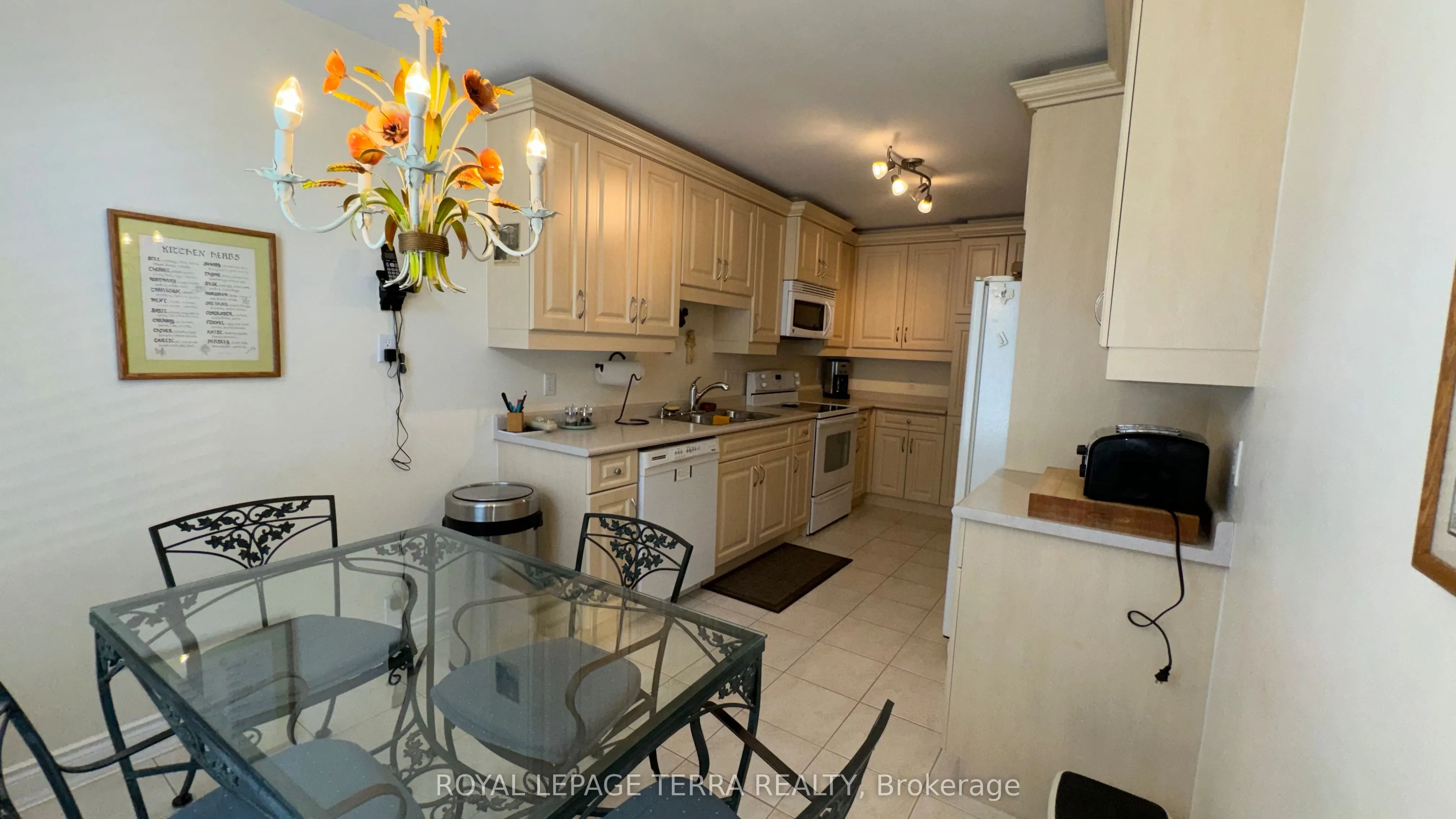 13 Montebello Terrace, #11