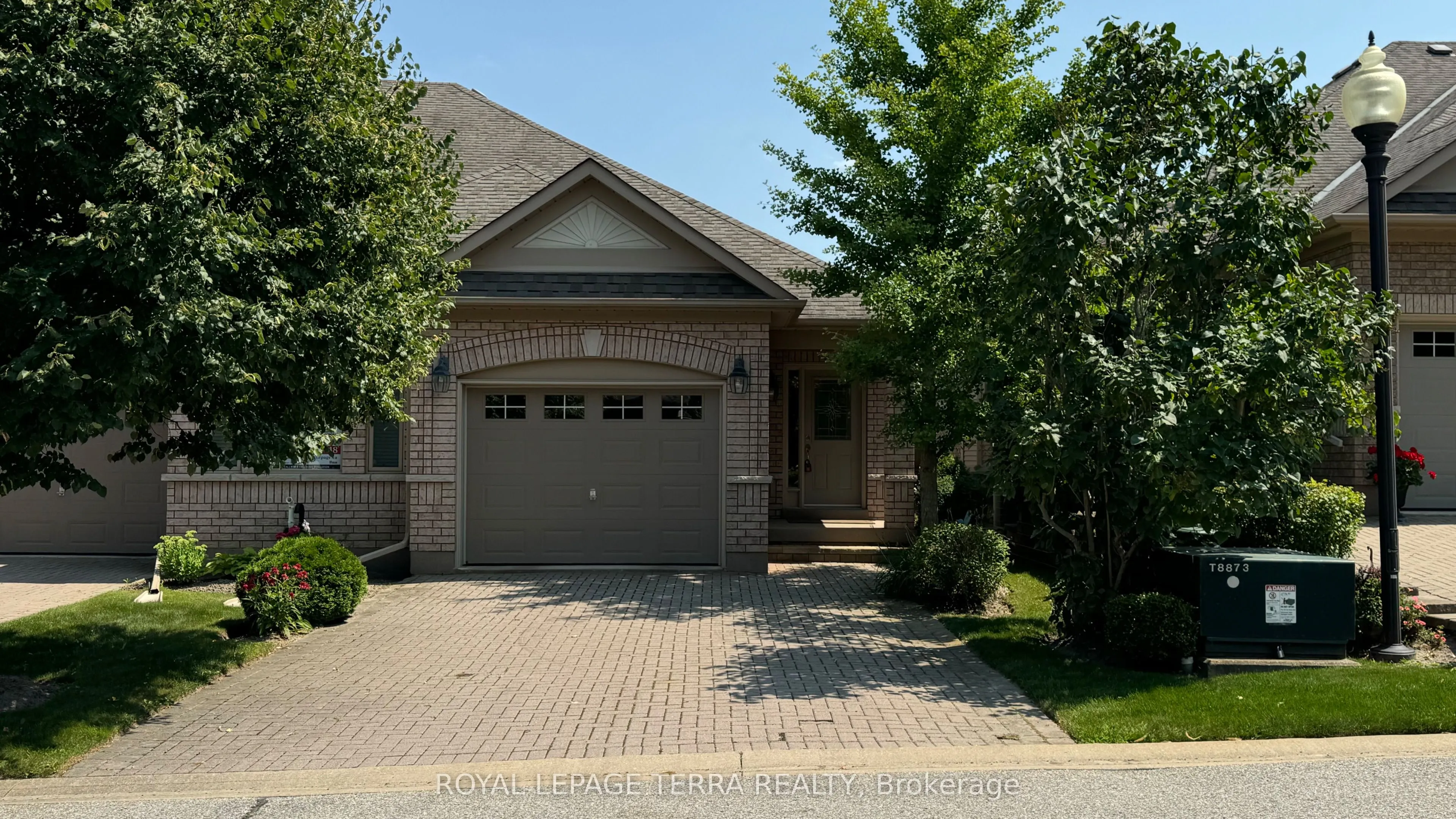 13 Montebello Terrace, #11