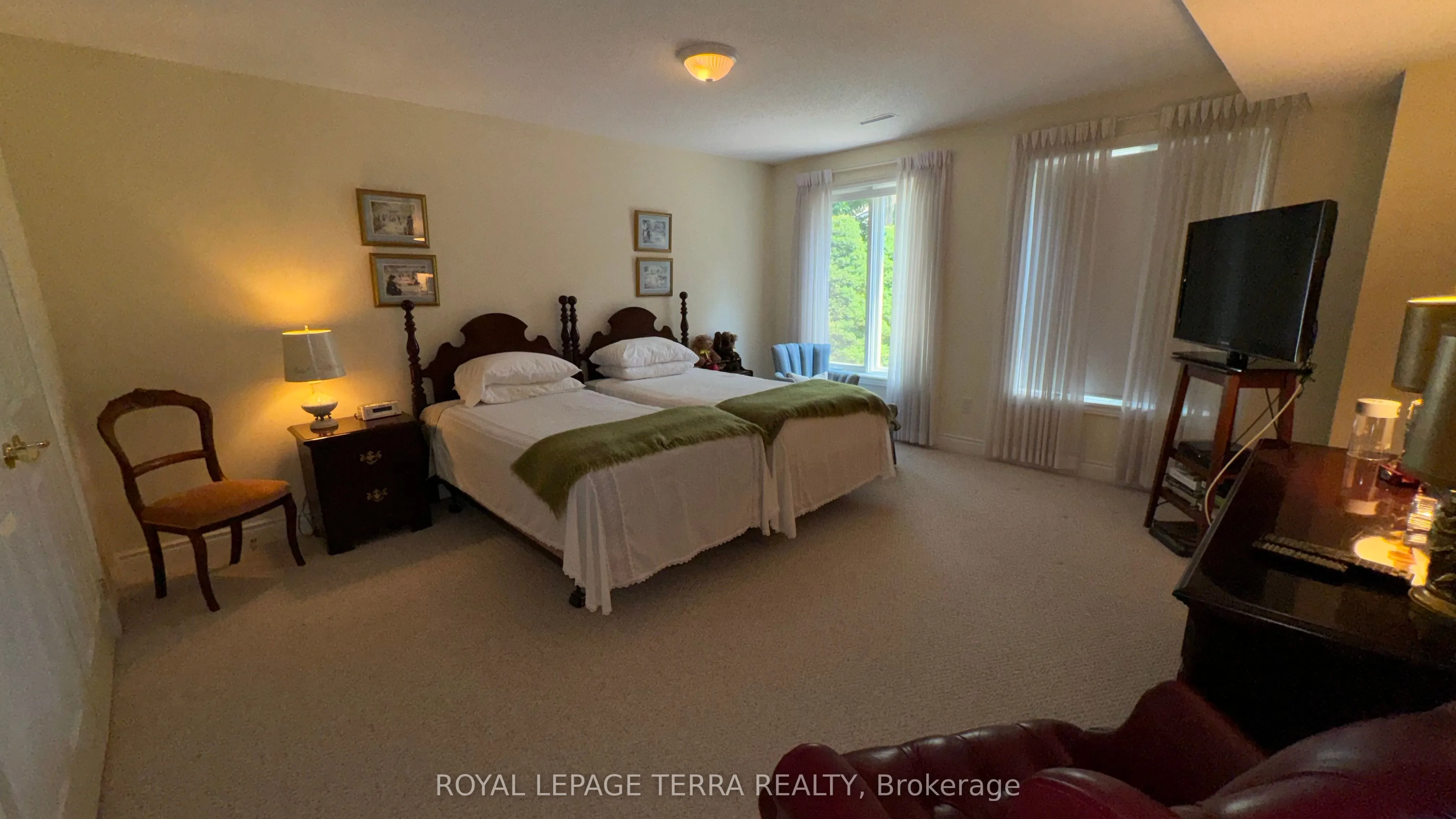 13 Montebello Terrace, #11
