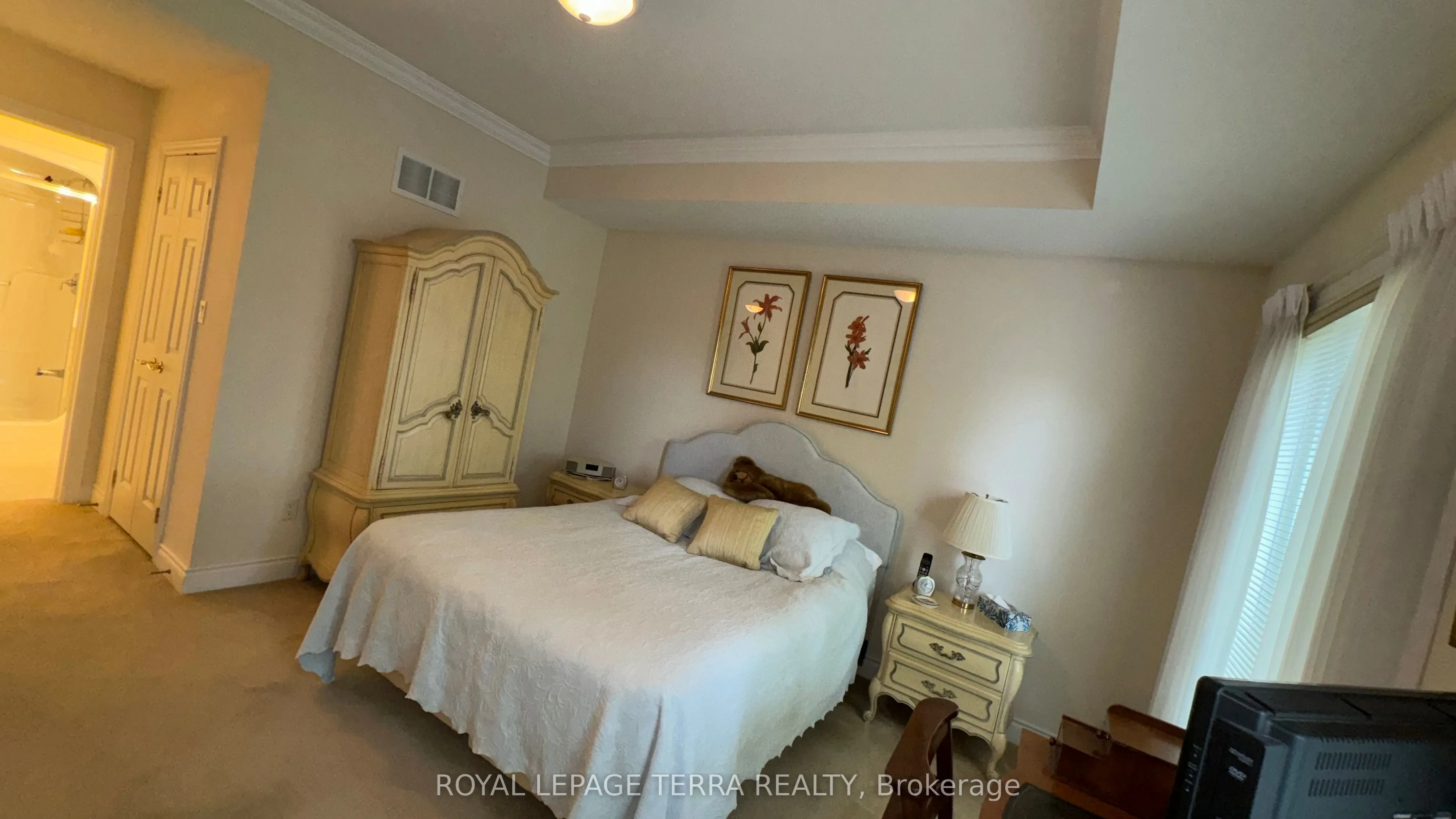 13 Montebello Terrace, #11