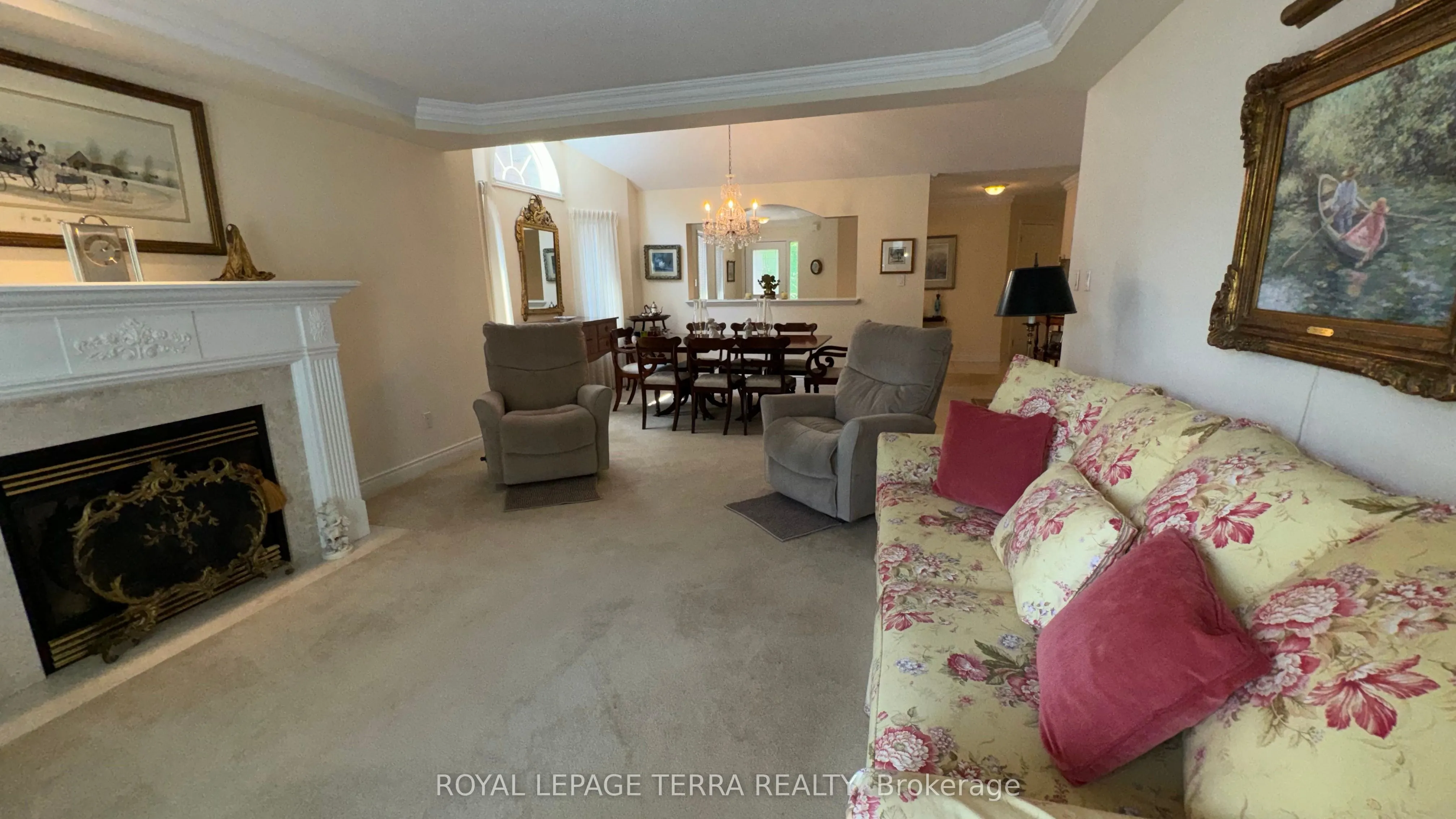 13 Montebello Terrace, #11