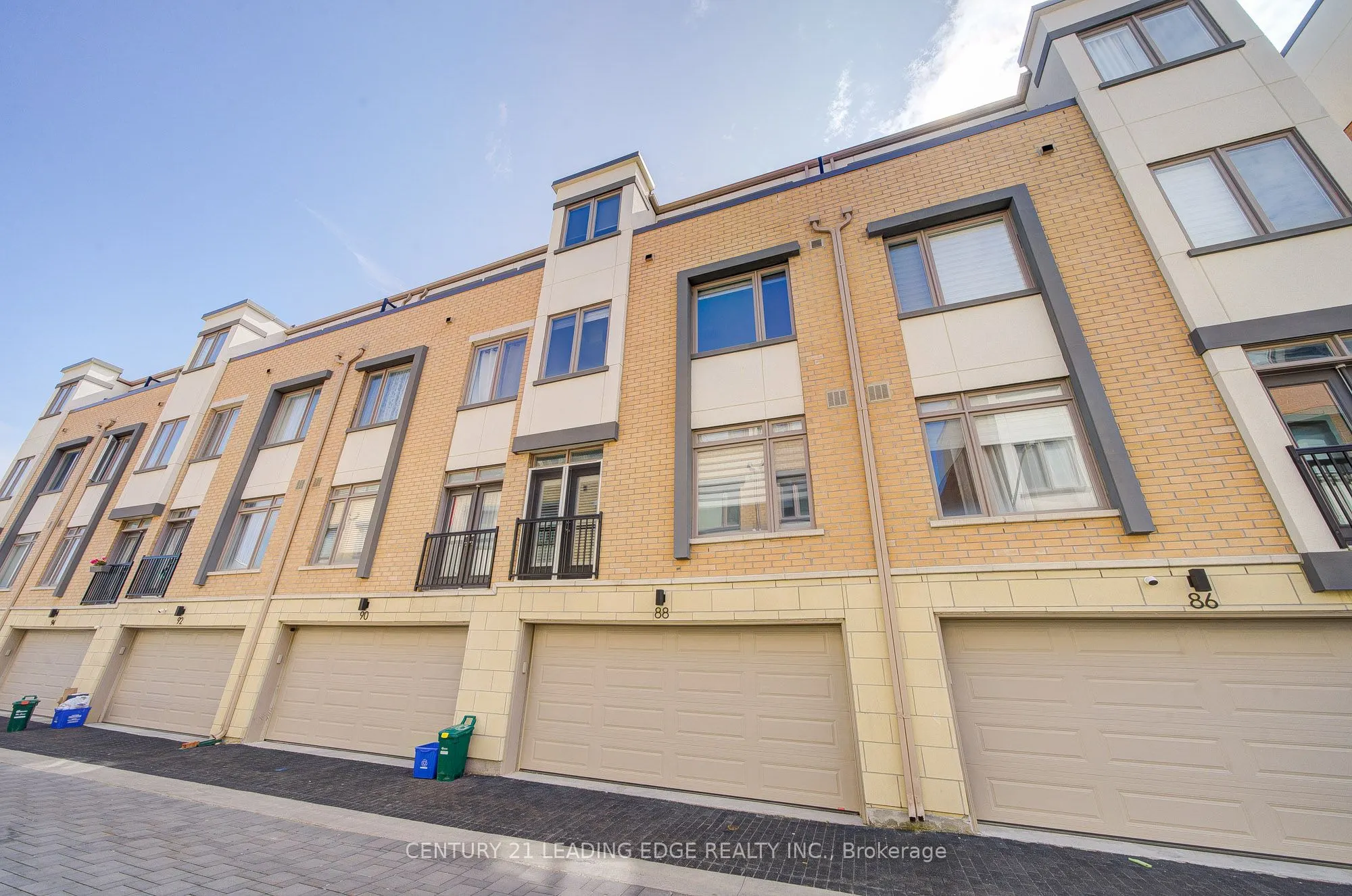 88 William Saville Street