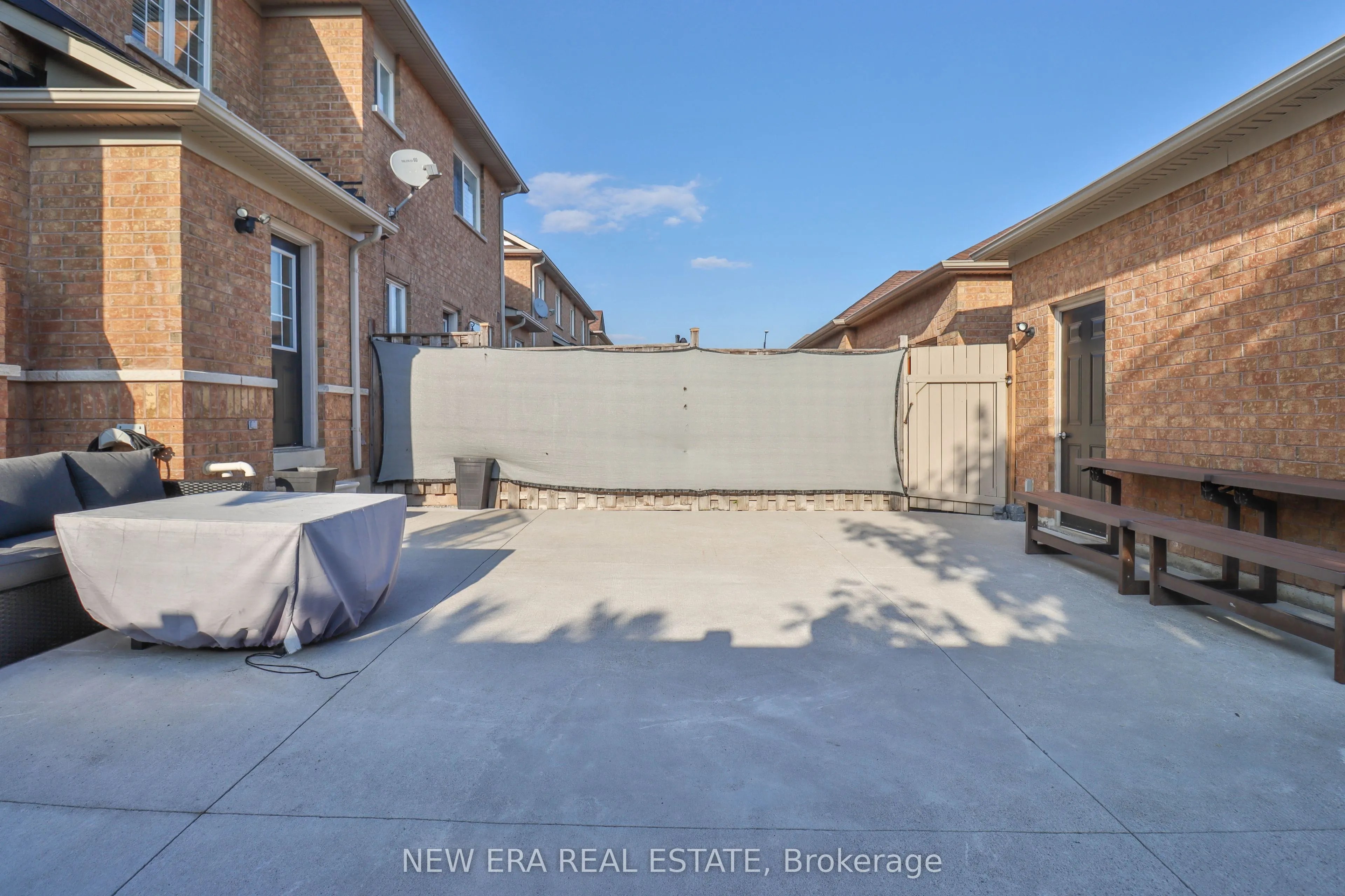 331 Davos Road