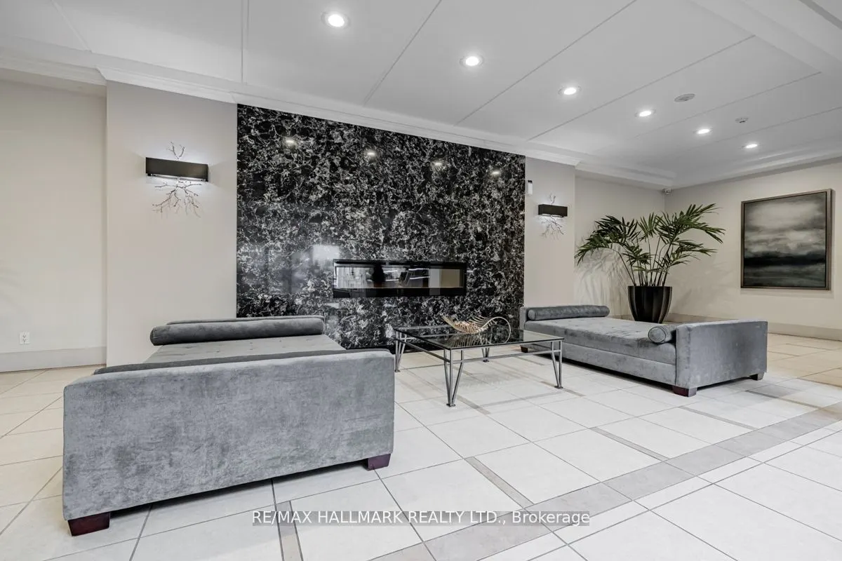 50 Disera Drive, #717