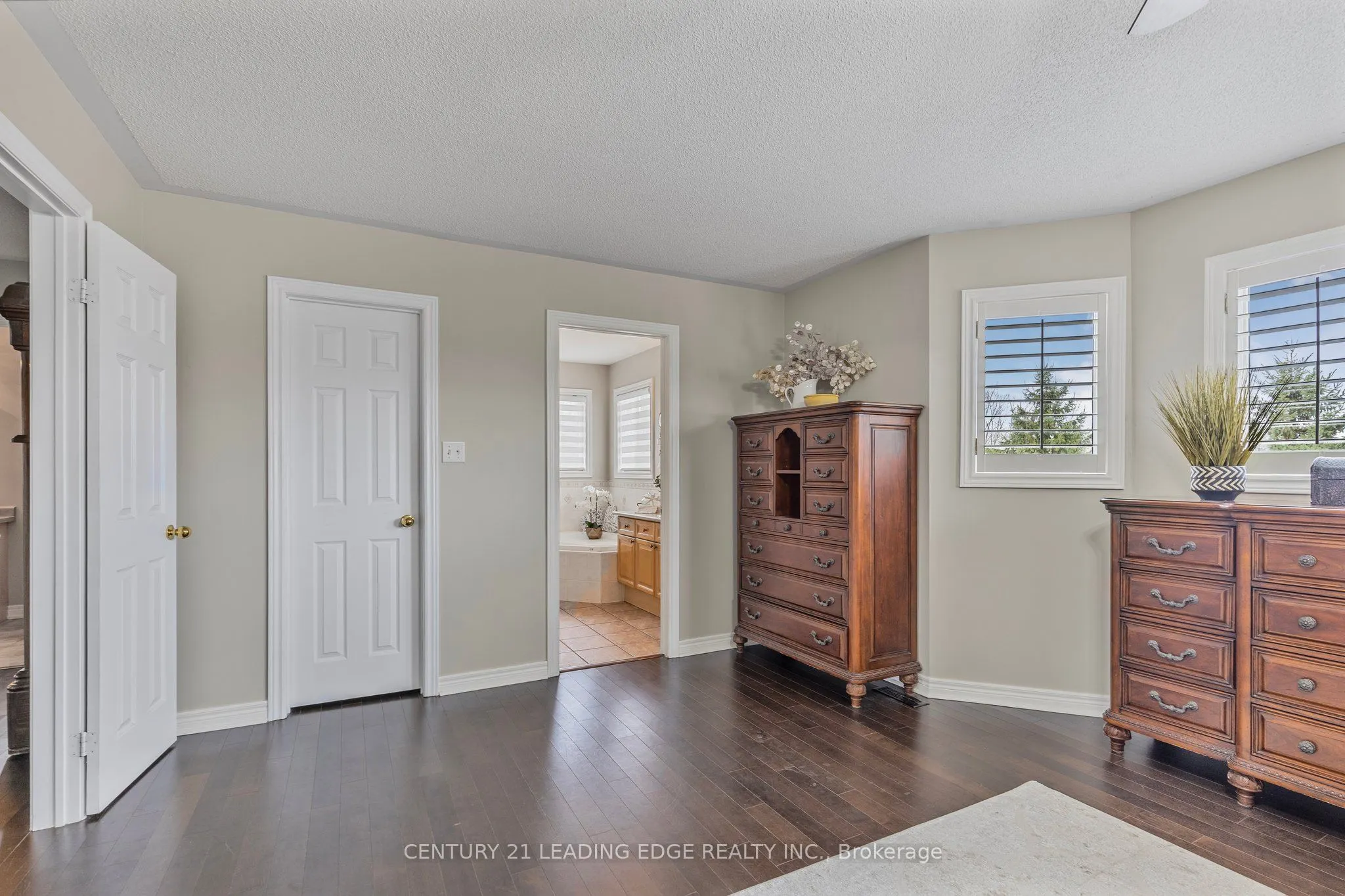 53 Fairwood Drive