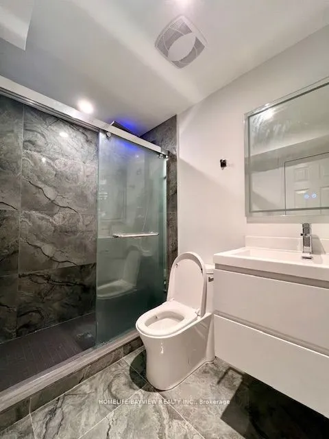 405 Dorchester Street, #unit B