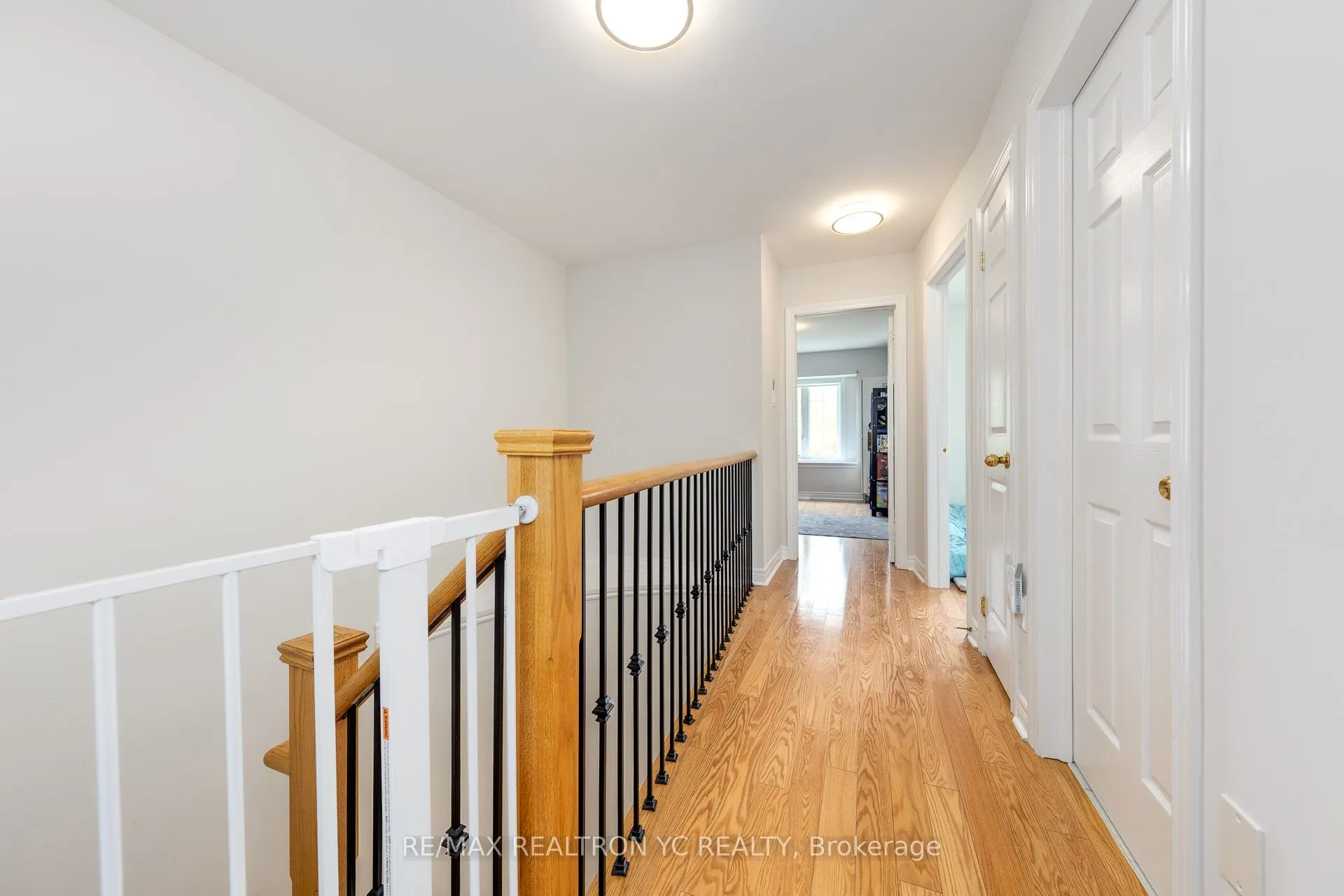 87 Chayna Crescent