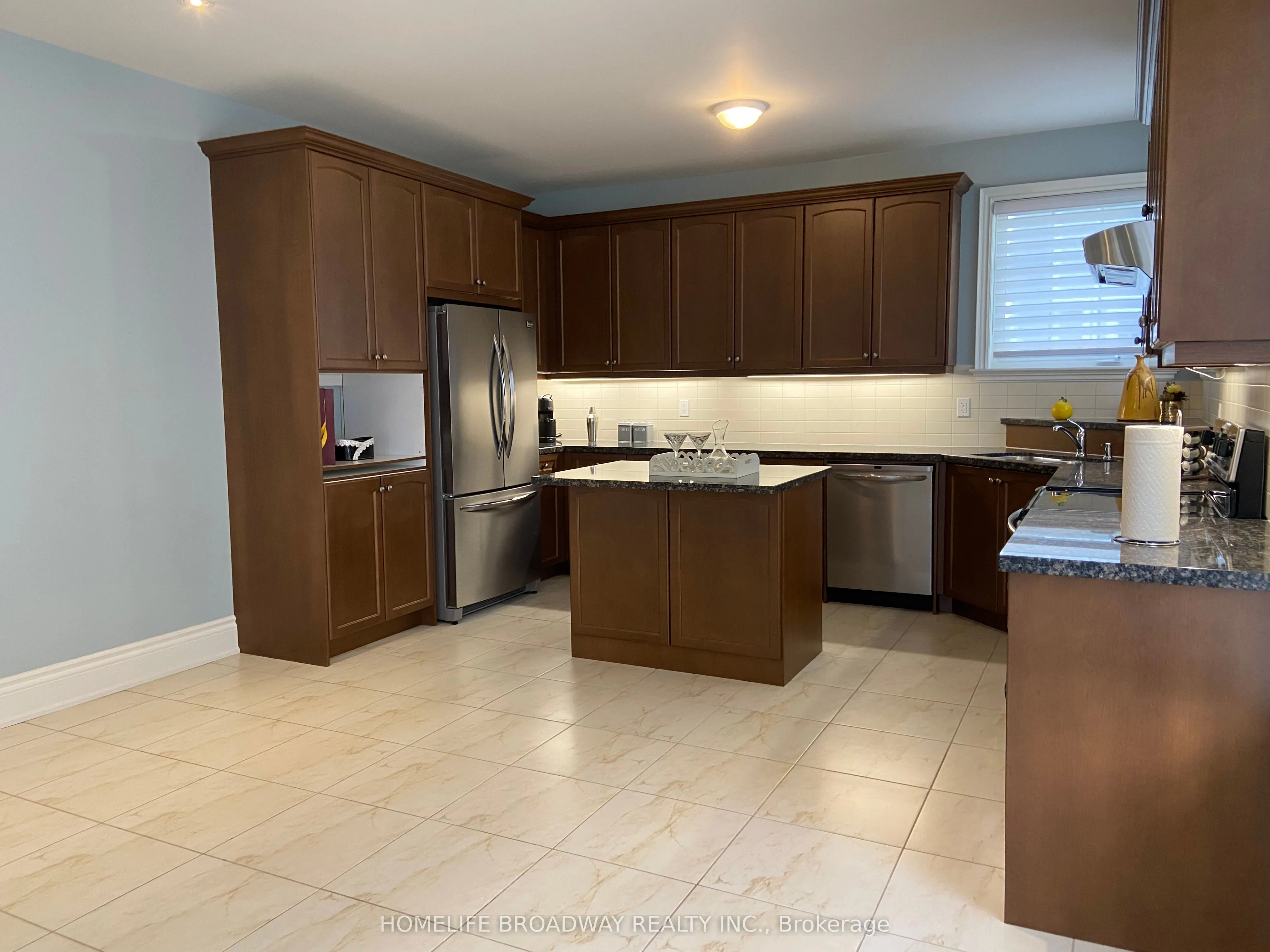 8 Wolford Court