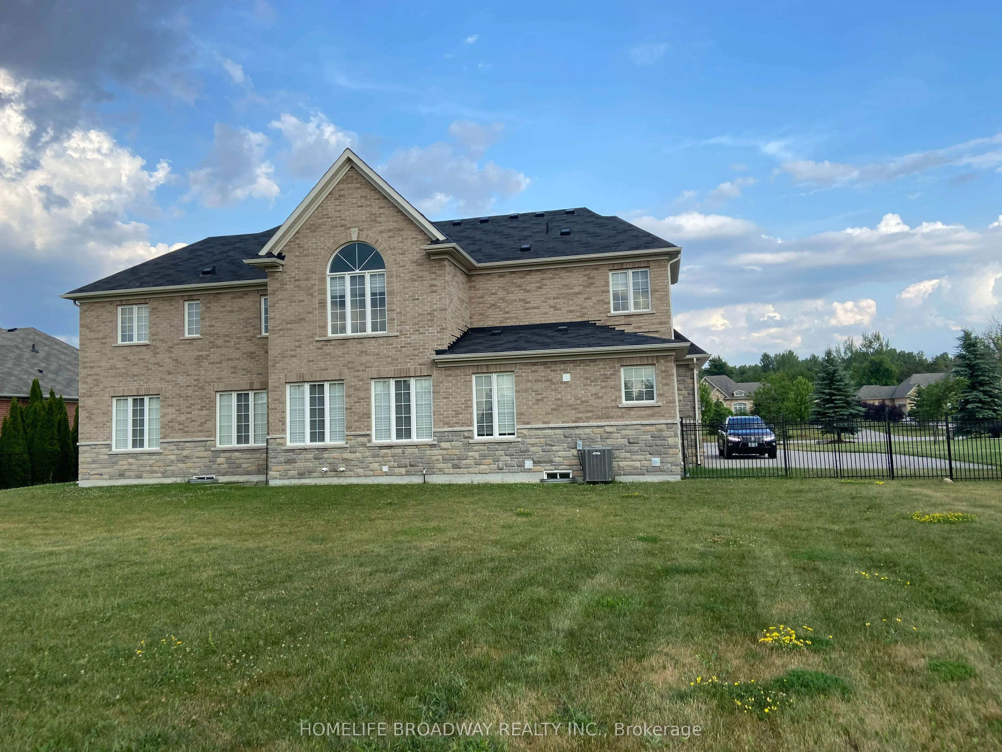 8 Wolford Court