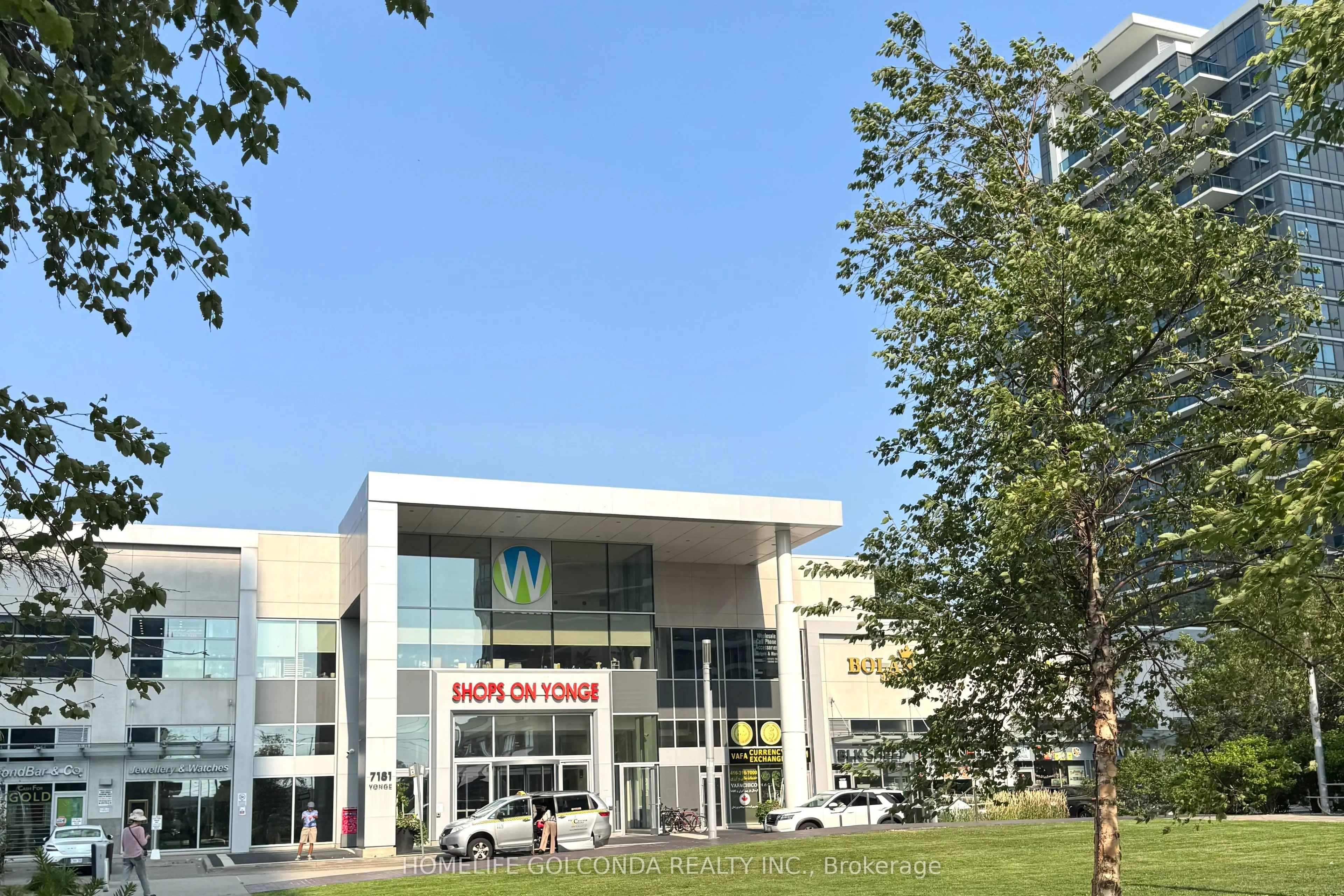 7181 Yonge Street, #117