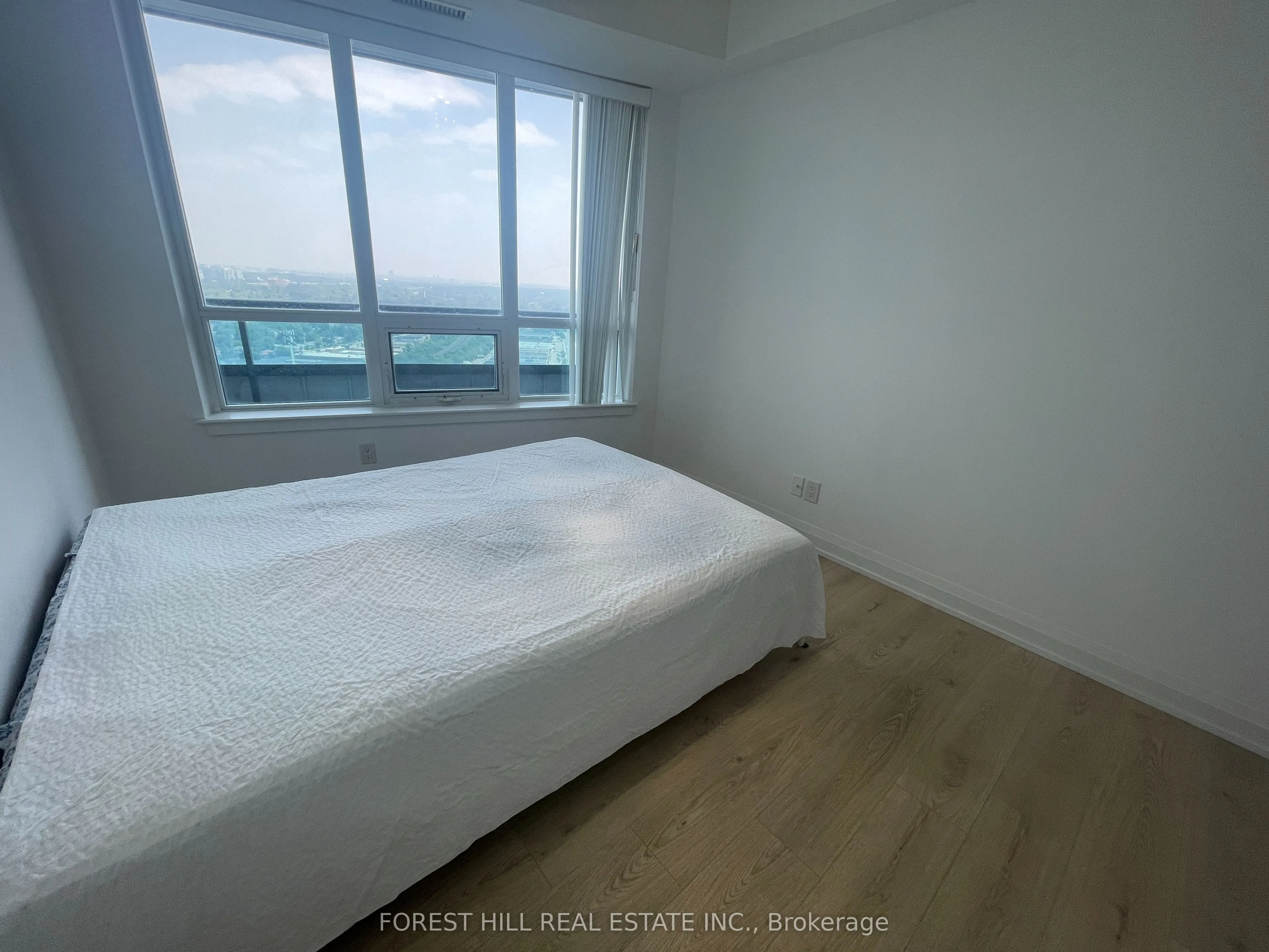 7171 Yonge Street, #1701