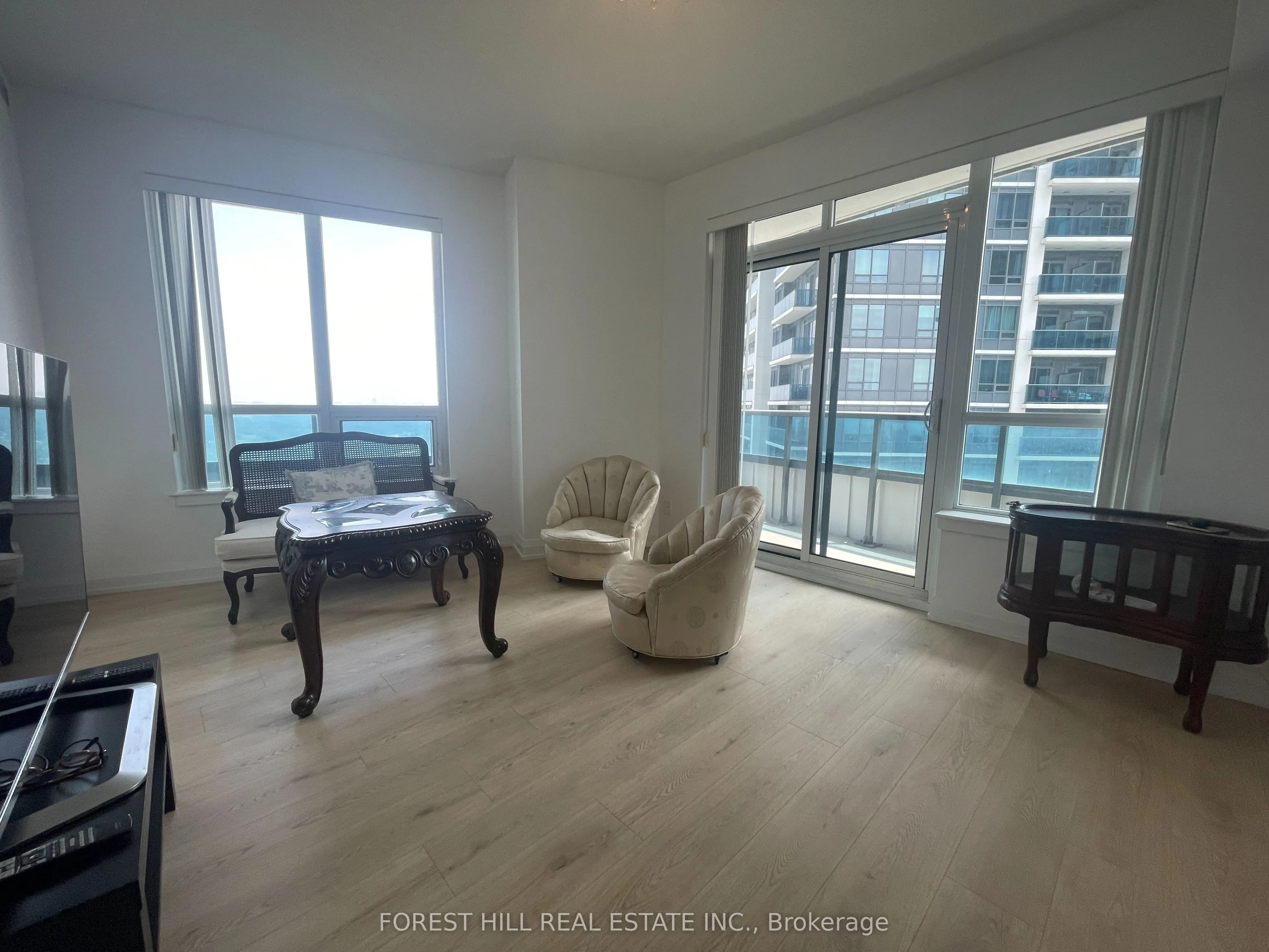 7171 Yonge Street, #1701