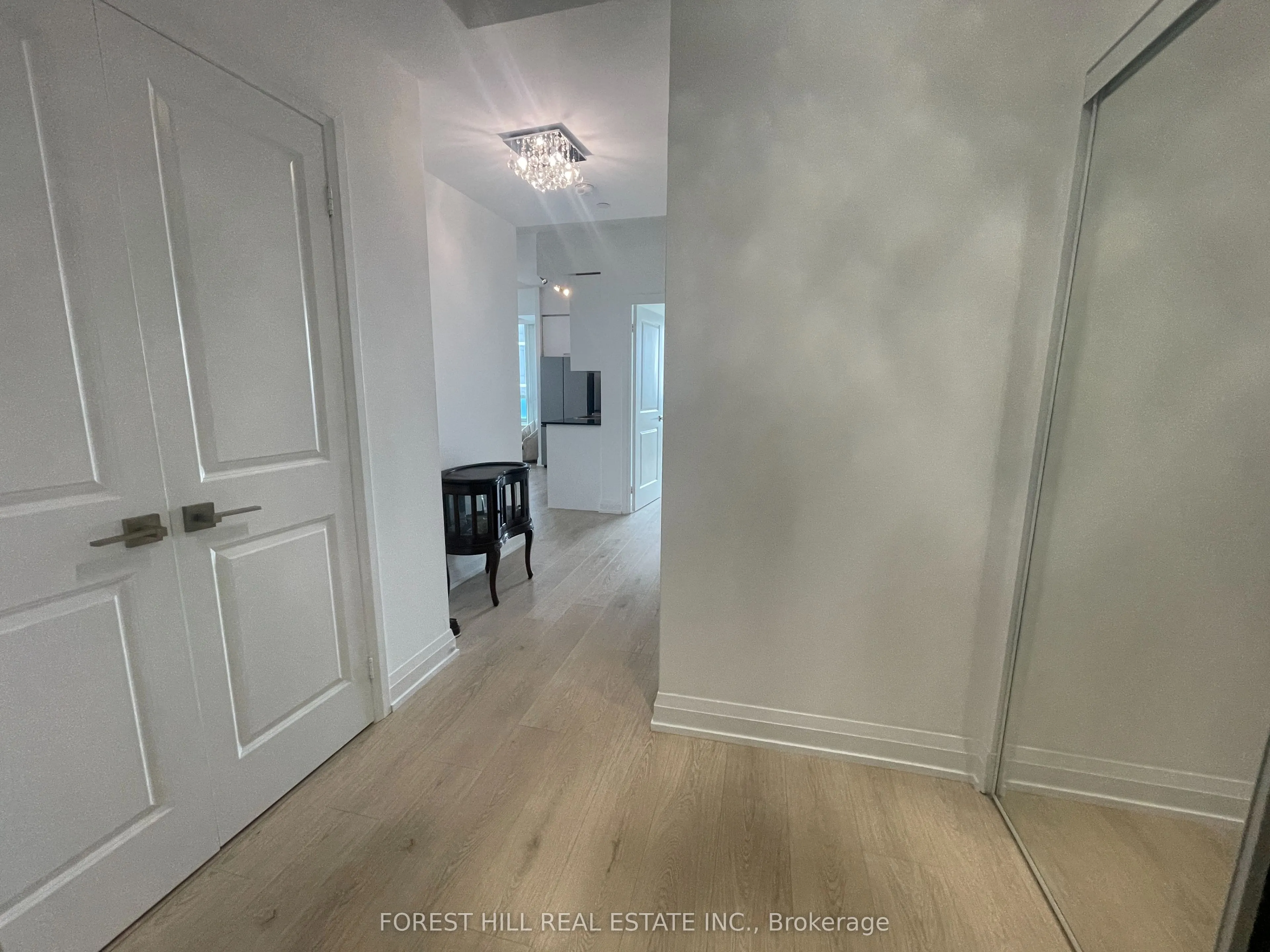 7171 Yonge Street, #1701