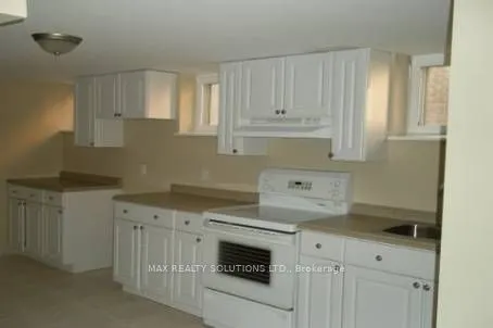 33 Roosevelt Drive