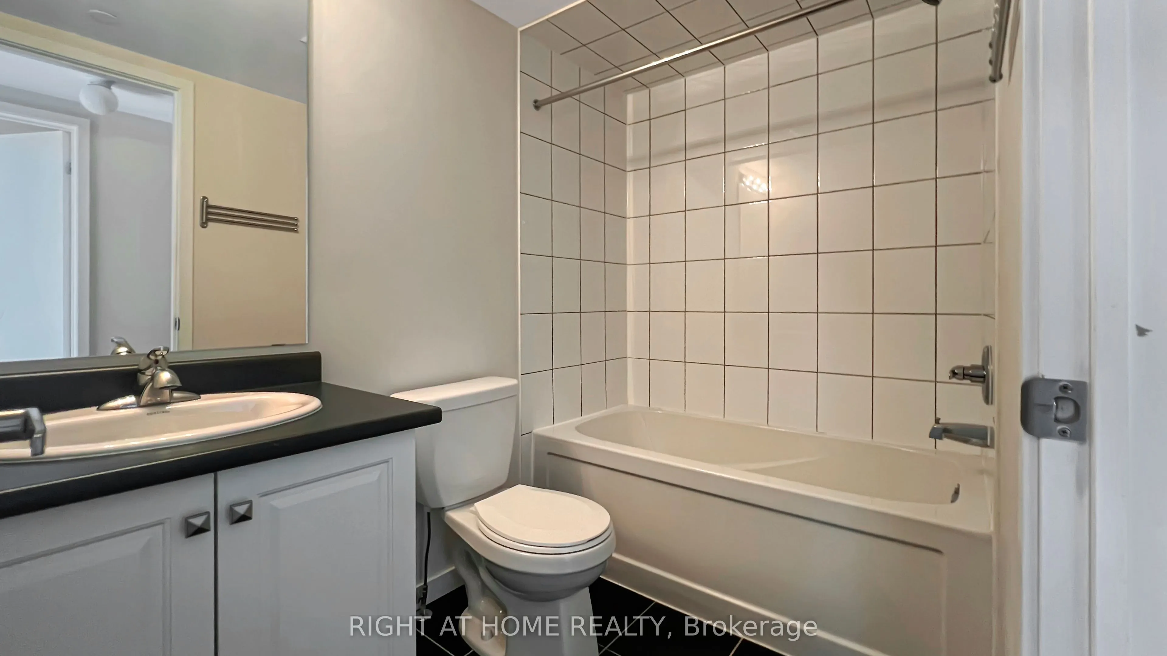 300 Alex Gardner Circle, #43