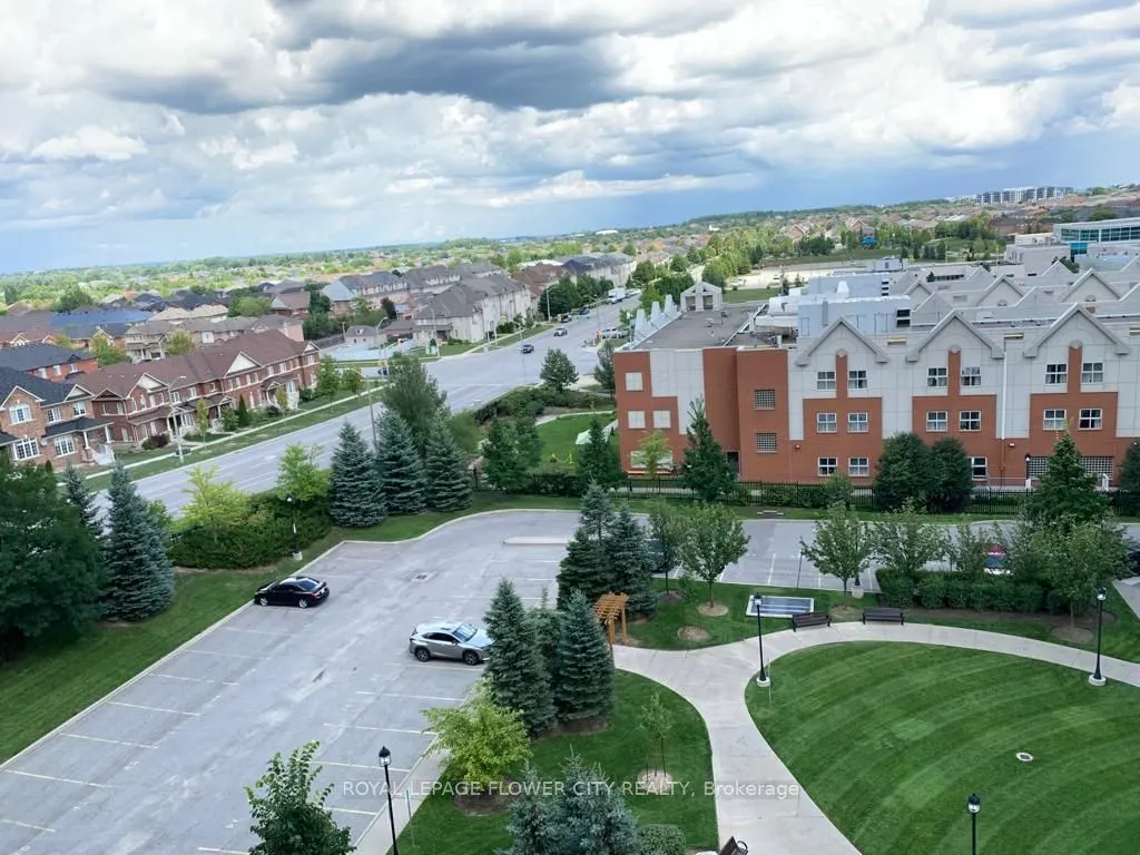 75 Oneida Crescent, #708