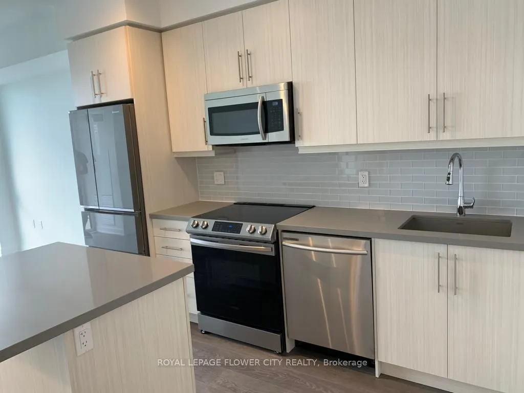 75 Oneida Crescent, #708