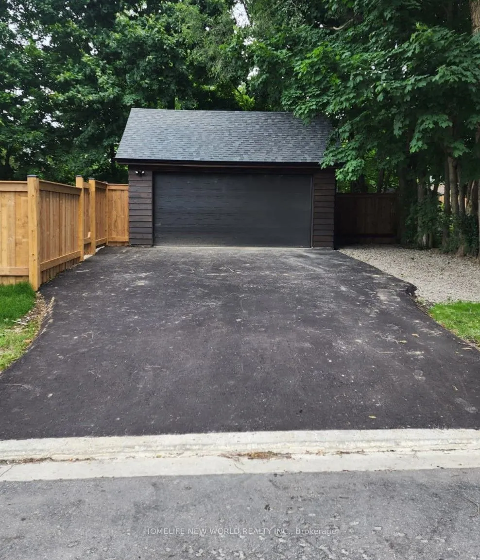 105 Murray Drive