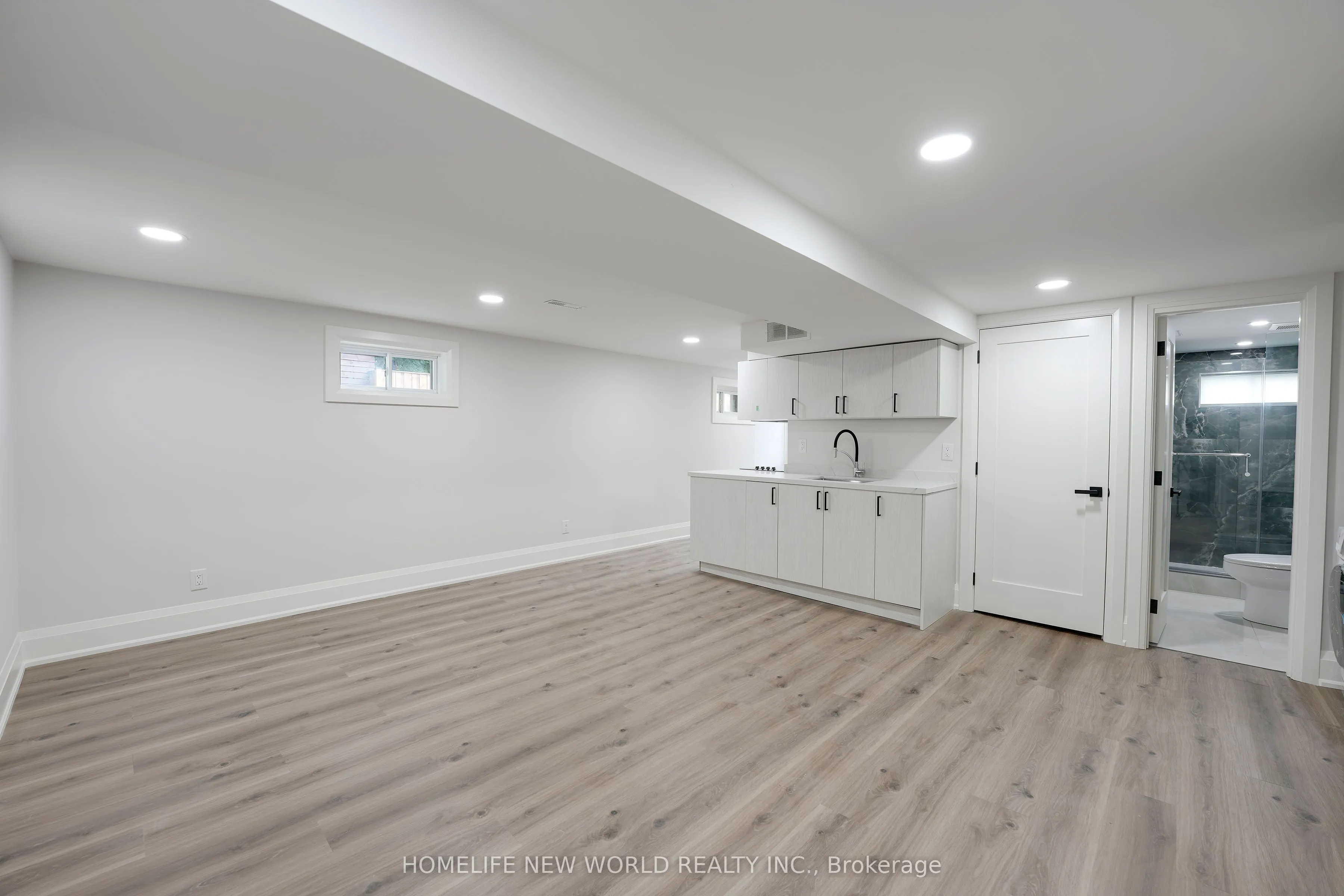 105 Murray Drive