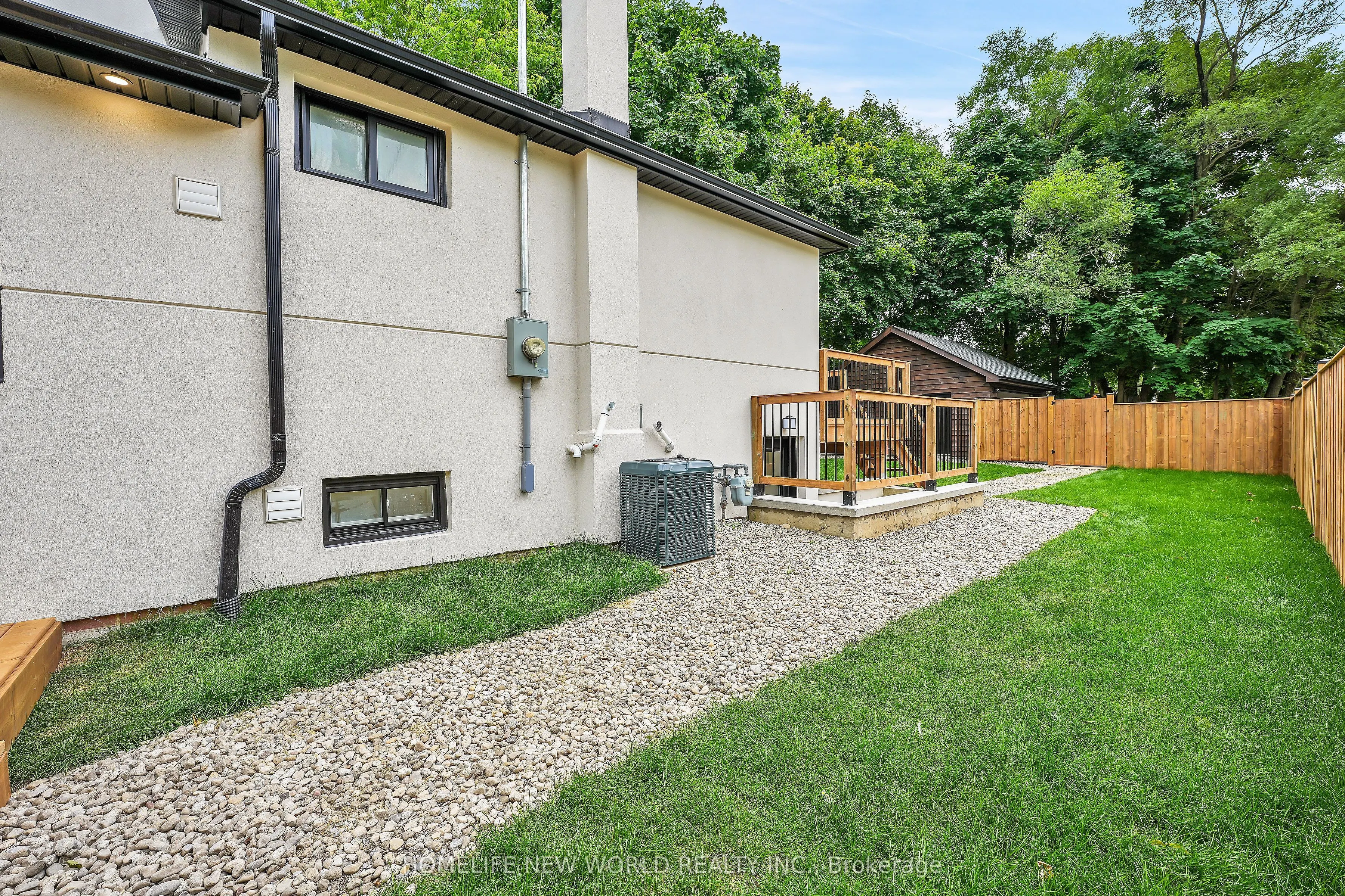 105 Murray Drive