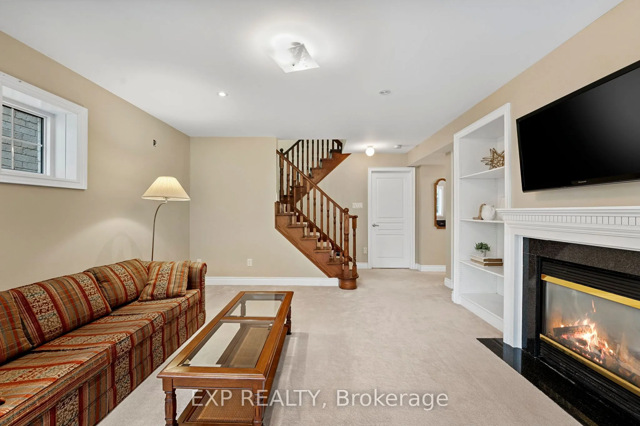 54 Stonecliffe Crescent, #35