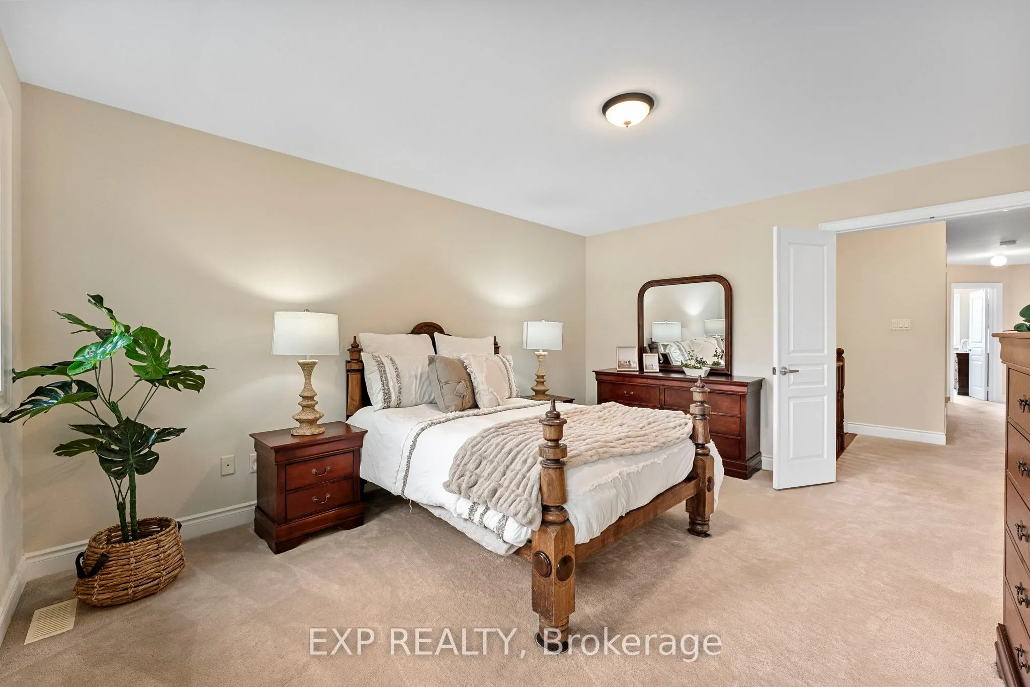 54 Stonecliffe Crescent, #35