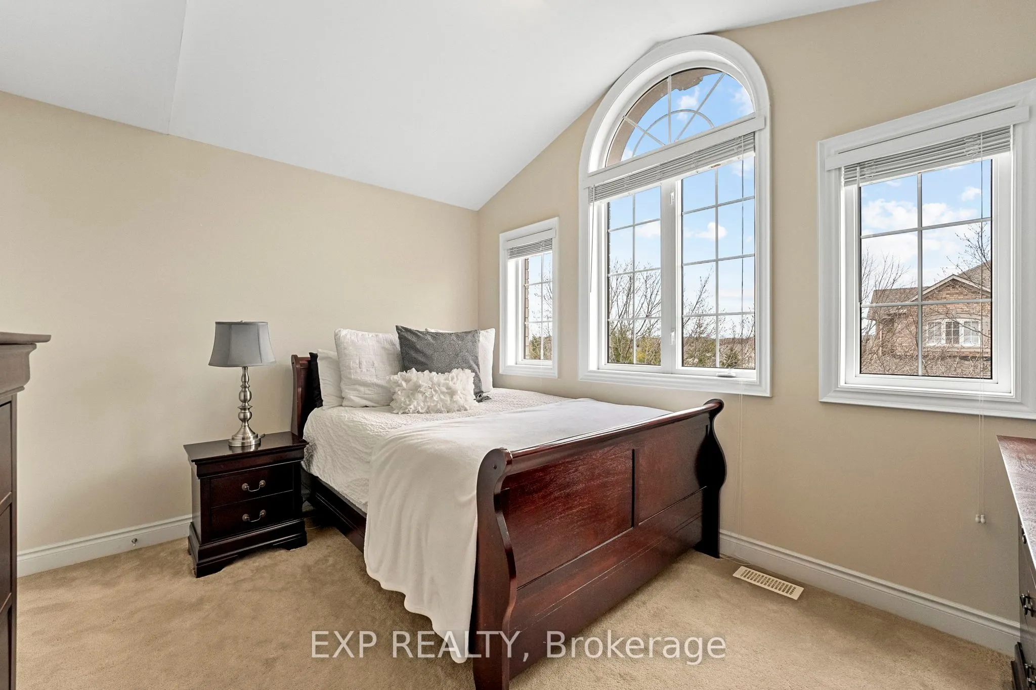 54 Stonecliffe Crescent, #35