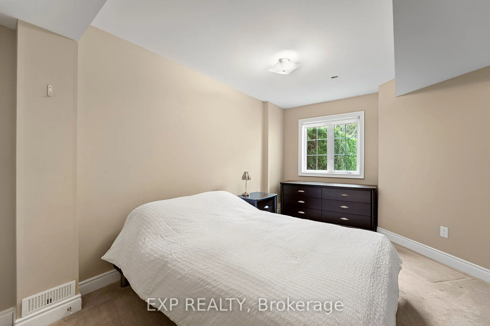 54 Stonecliffe Crescent, #35