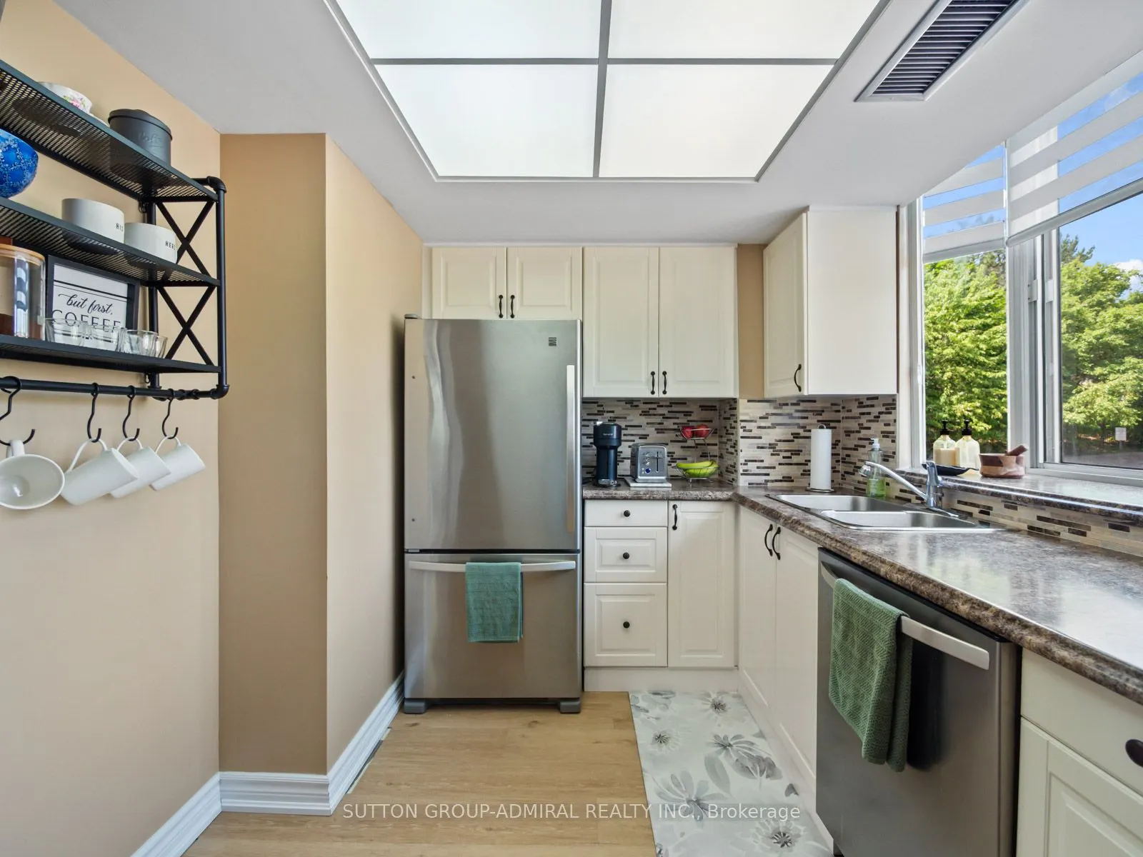 270 Davis Drive, #204