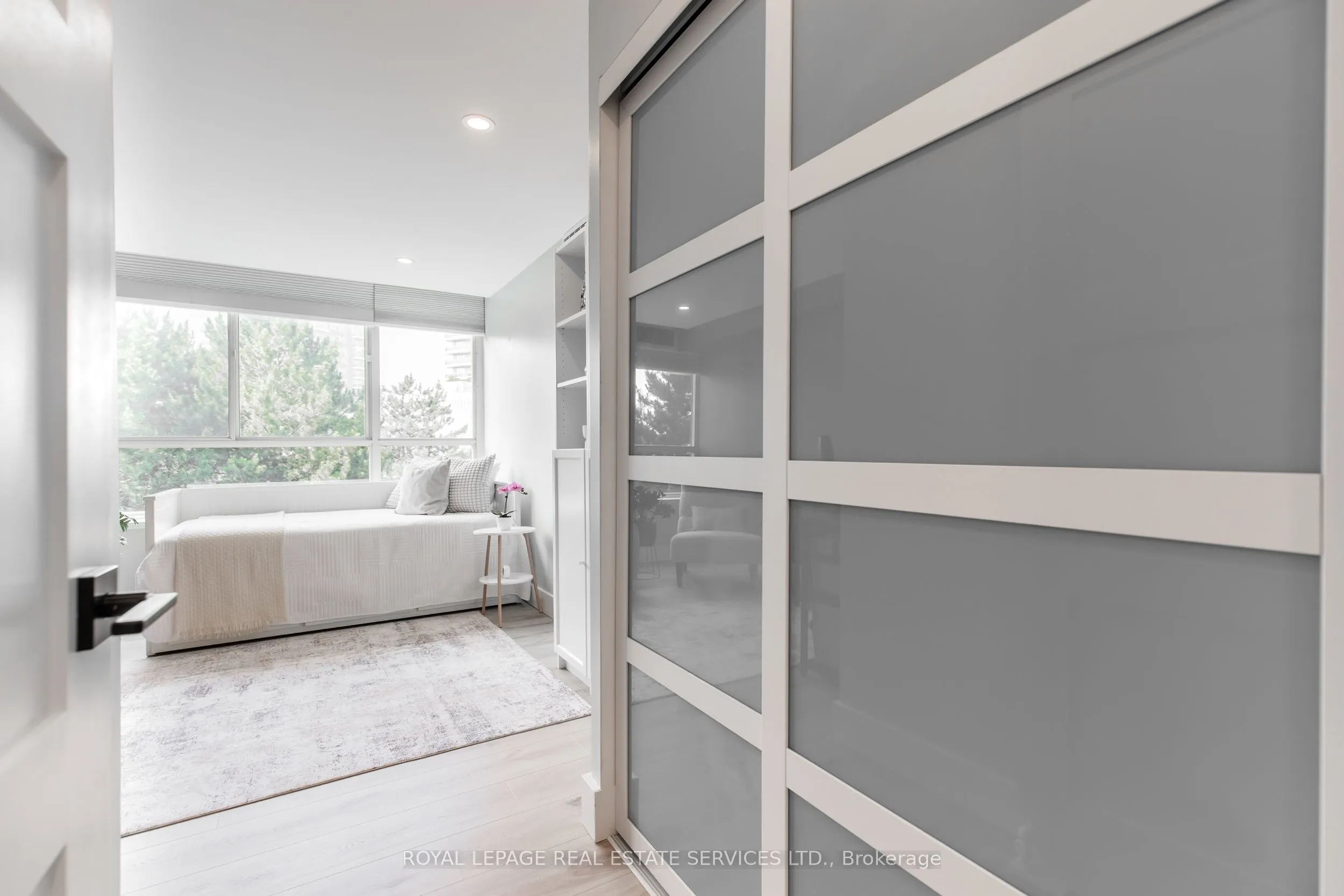 100 Observatory Lane, #404