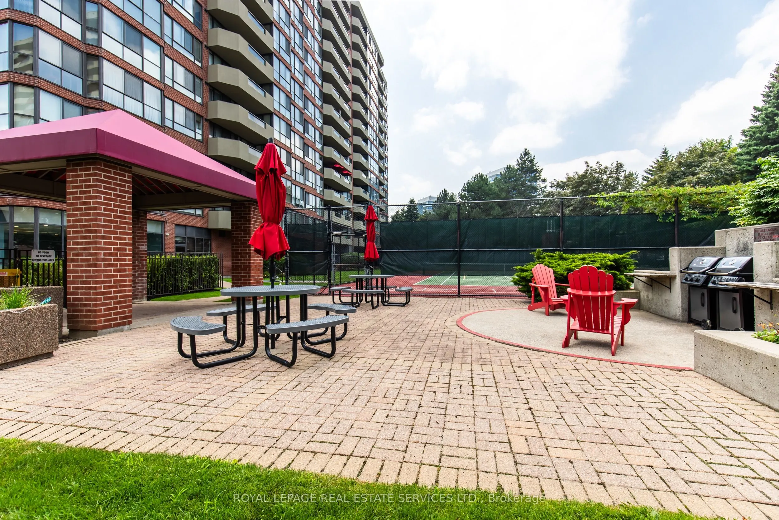 100 Observatory Lane, #404
