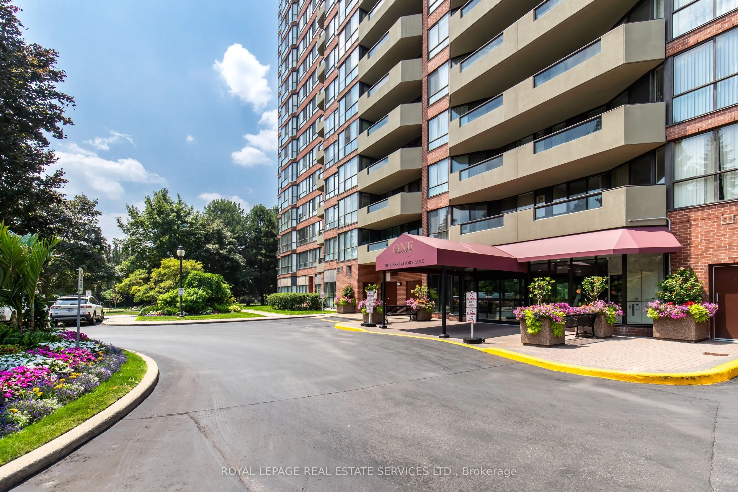 100 Observatory Lane, #404