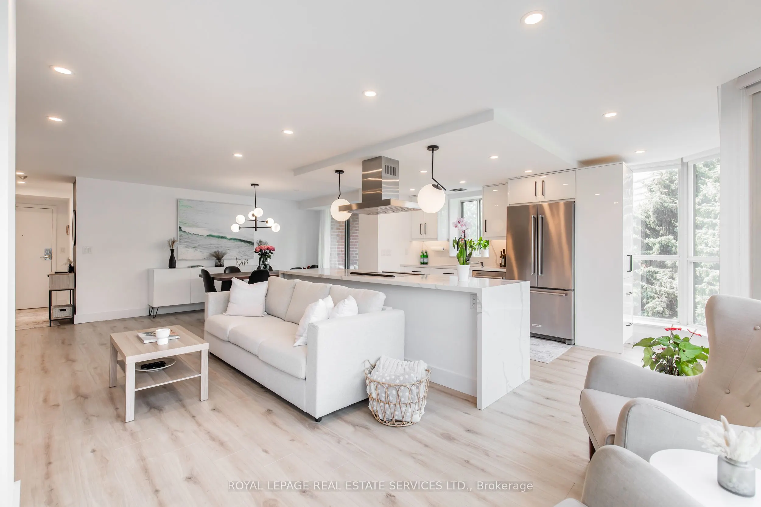 100 Observatory Lane, #404