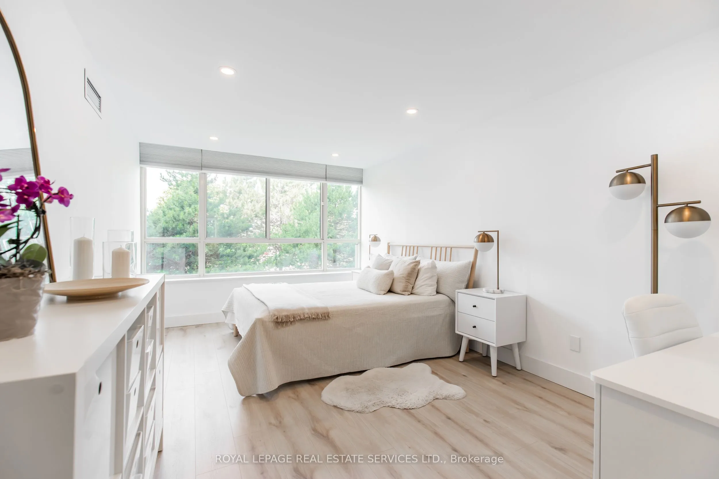 100 Observatory Lane, #404