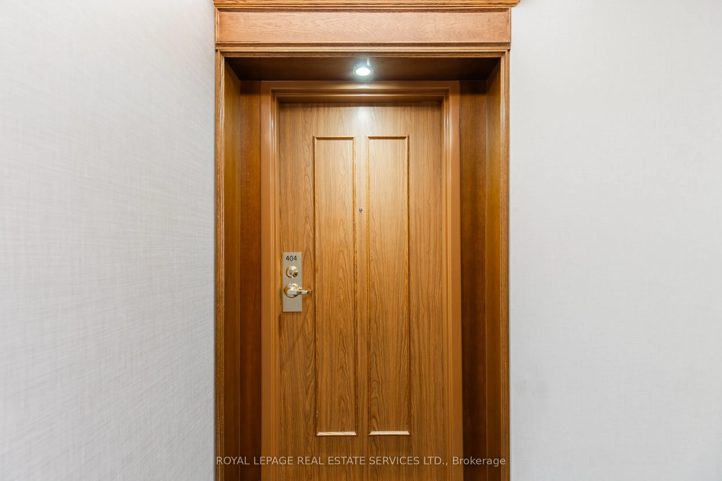 100 Observatory Lane, #404