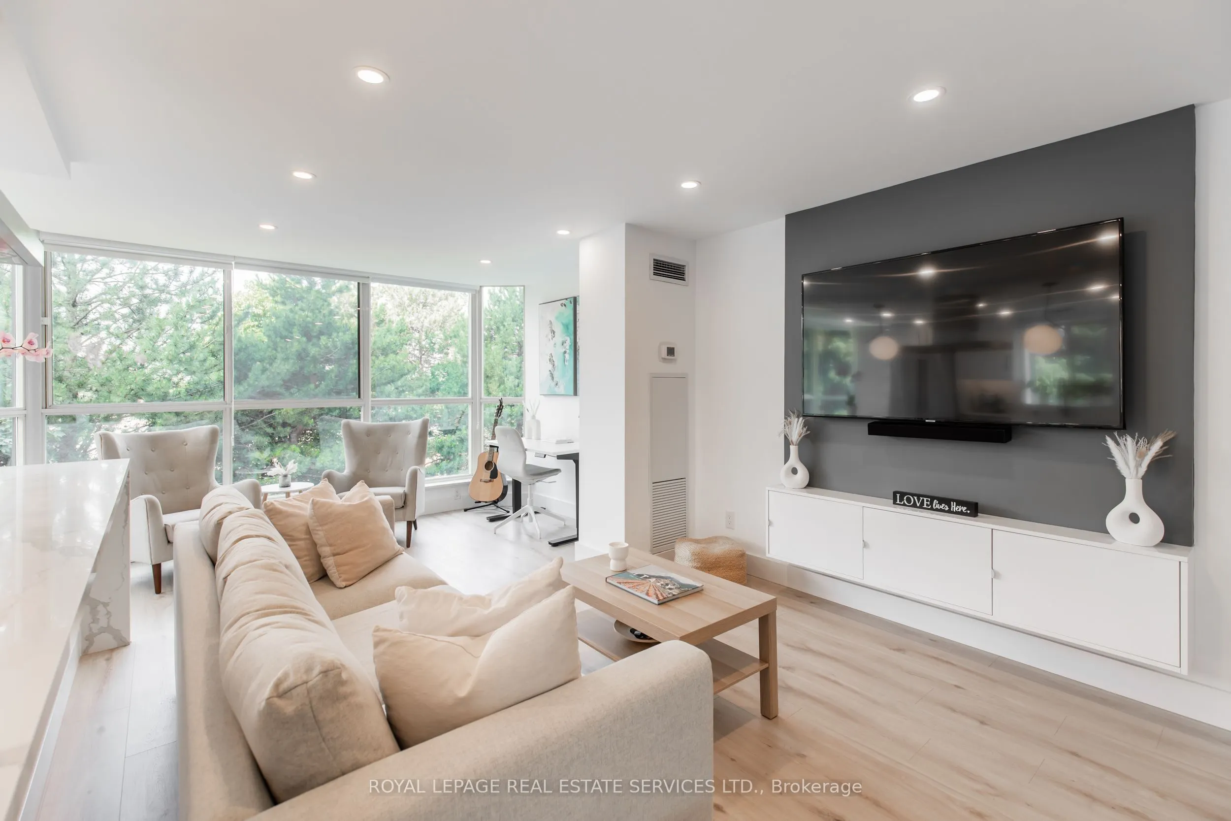 100 Observatory Lane, #404