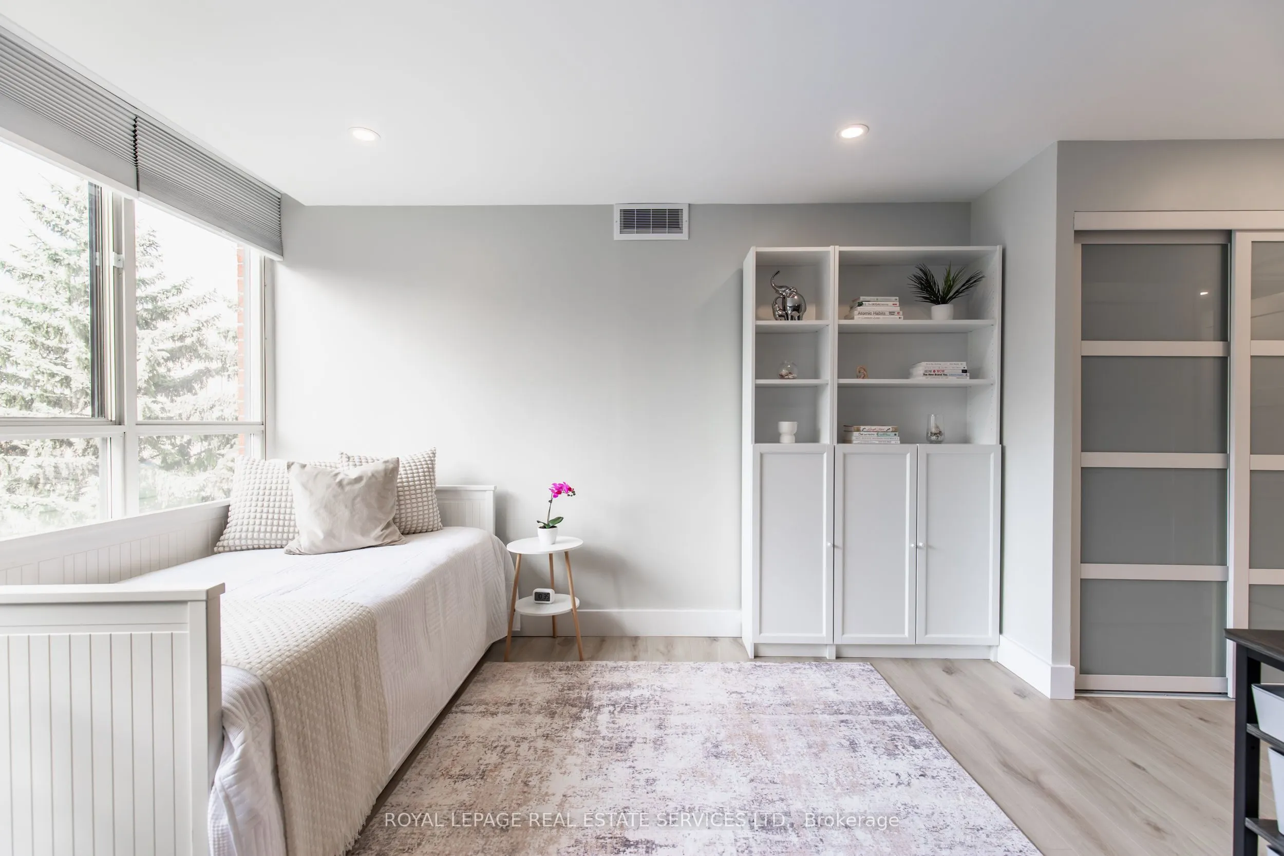 100 Observatory Lane, #404