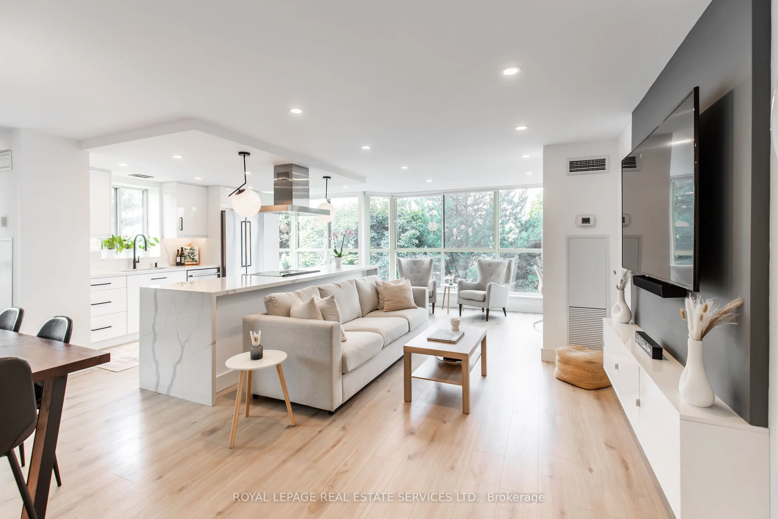 100 Observatory Lane, #404