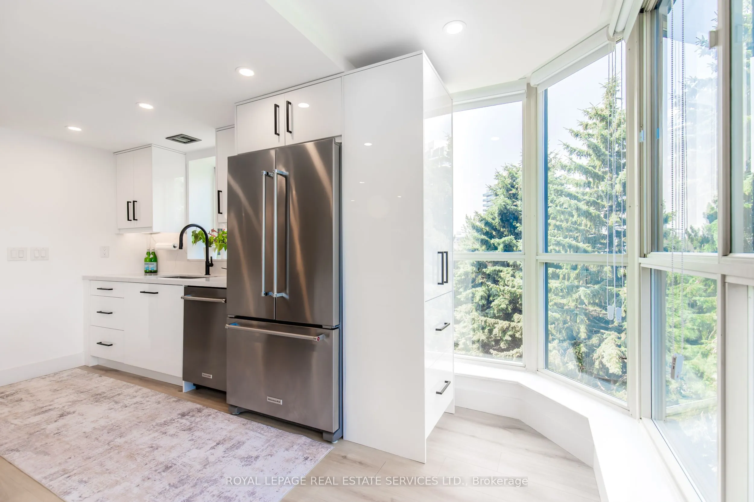 100 Observatory Lane, #404