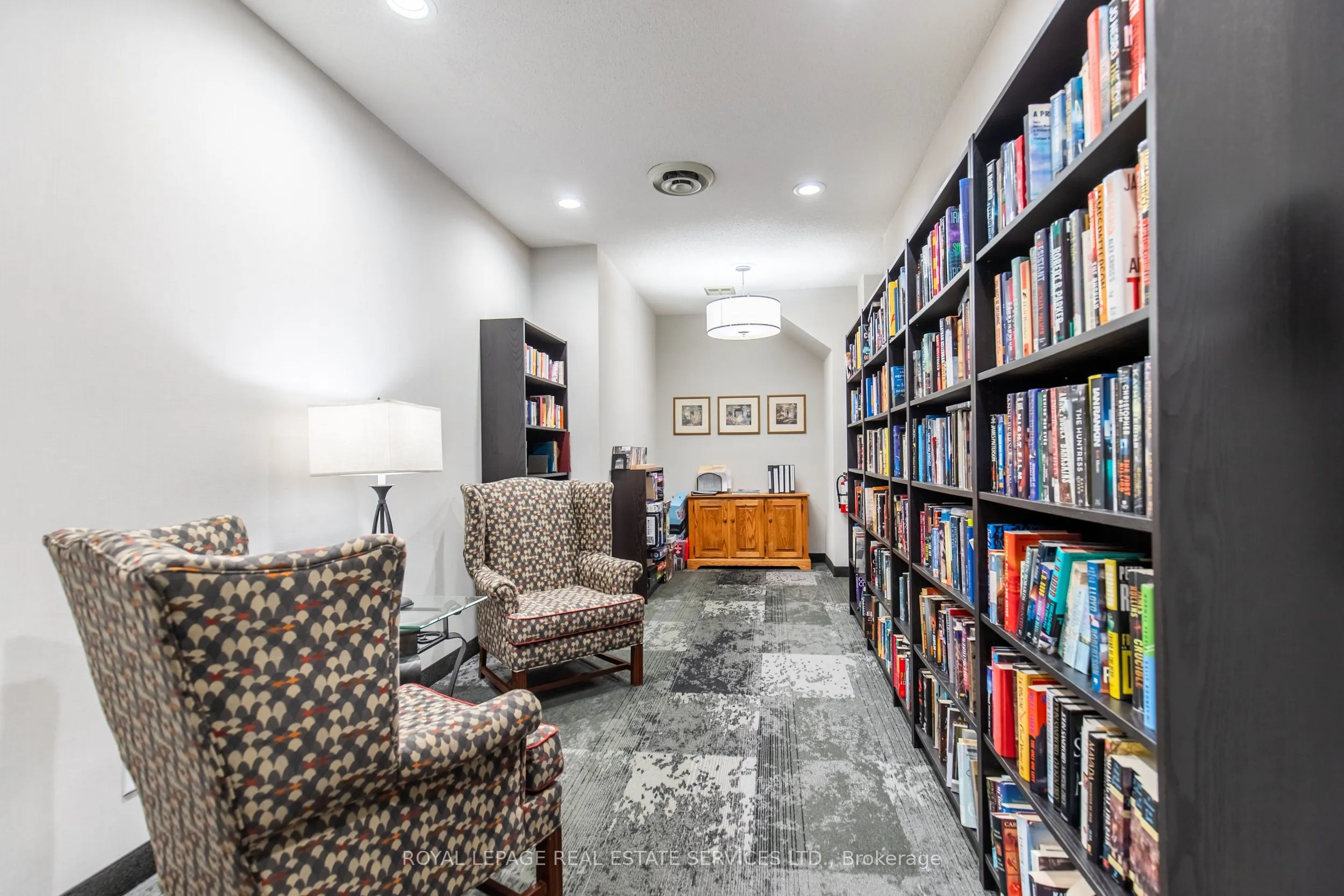 100 Observatory Lane, #404